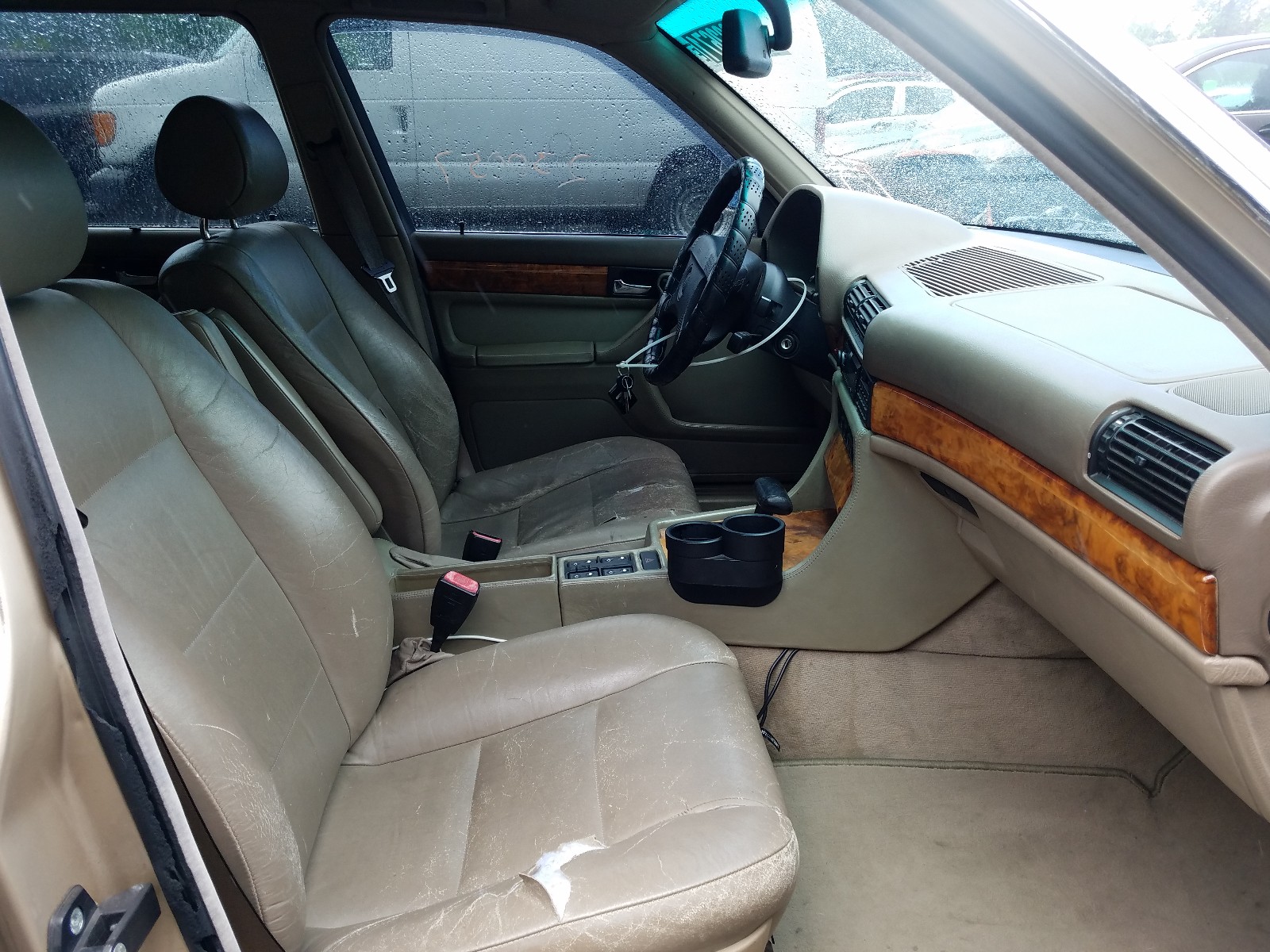 Photo 5 from auction – 1993 BMW 740 IL AUT with VIN WBAGD8326PDE84337