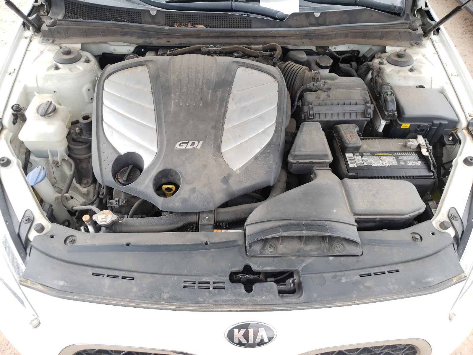 Photo 7 from auction – 2014 KIA CADENZA PR with VIN KNALN4D75E5165238