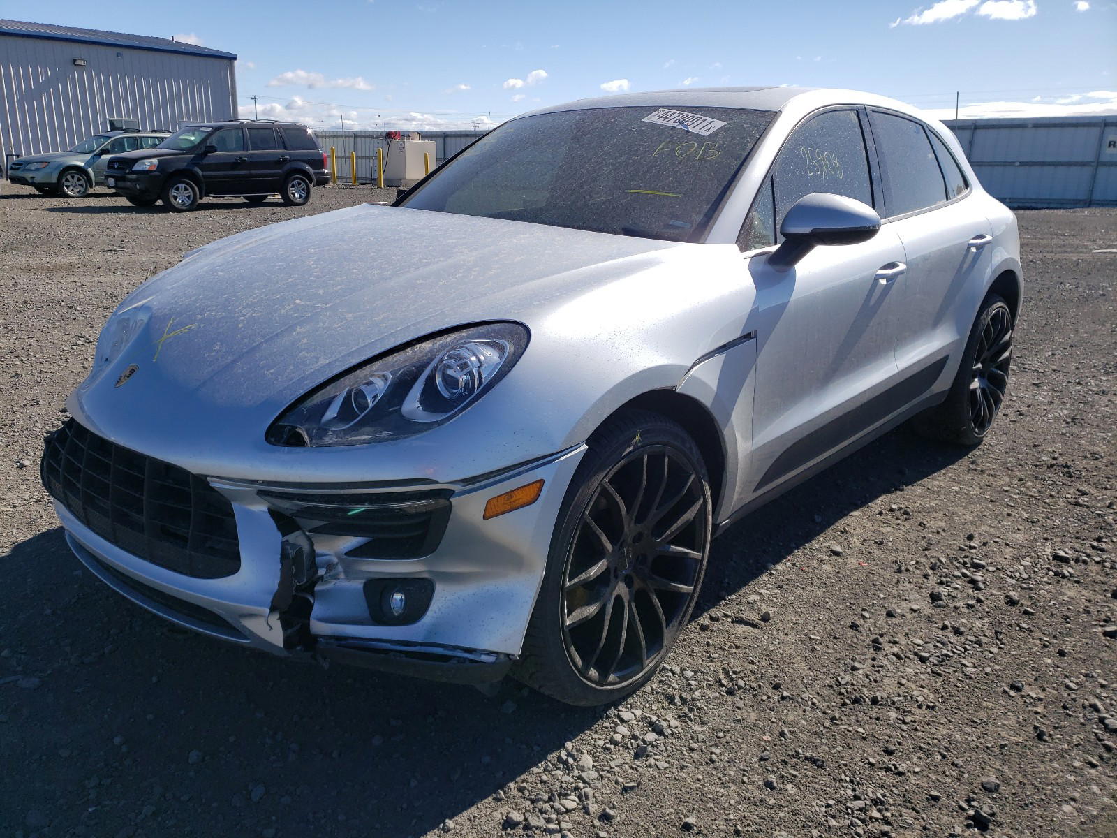 Photo 2 from auction – 2017 PORSCHE MACAN with VIN WP1AA2A58HLB01495