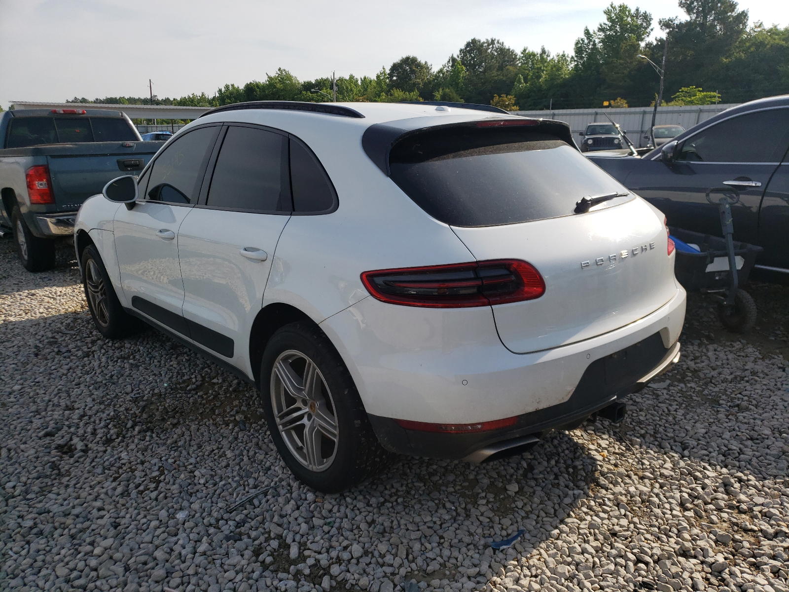 Photo 3 from auction – 2017 PORSCHE MACAN with VIN WP1AA2A50HL001078