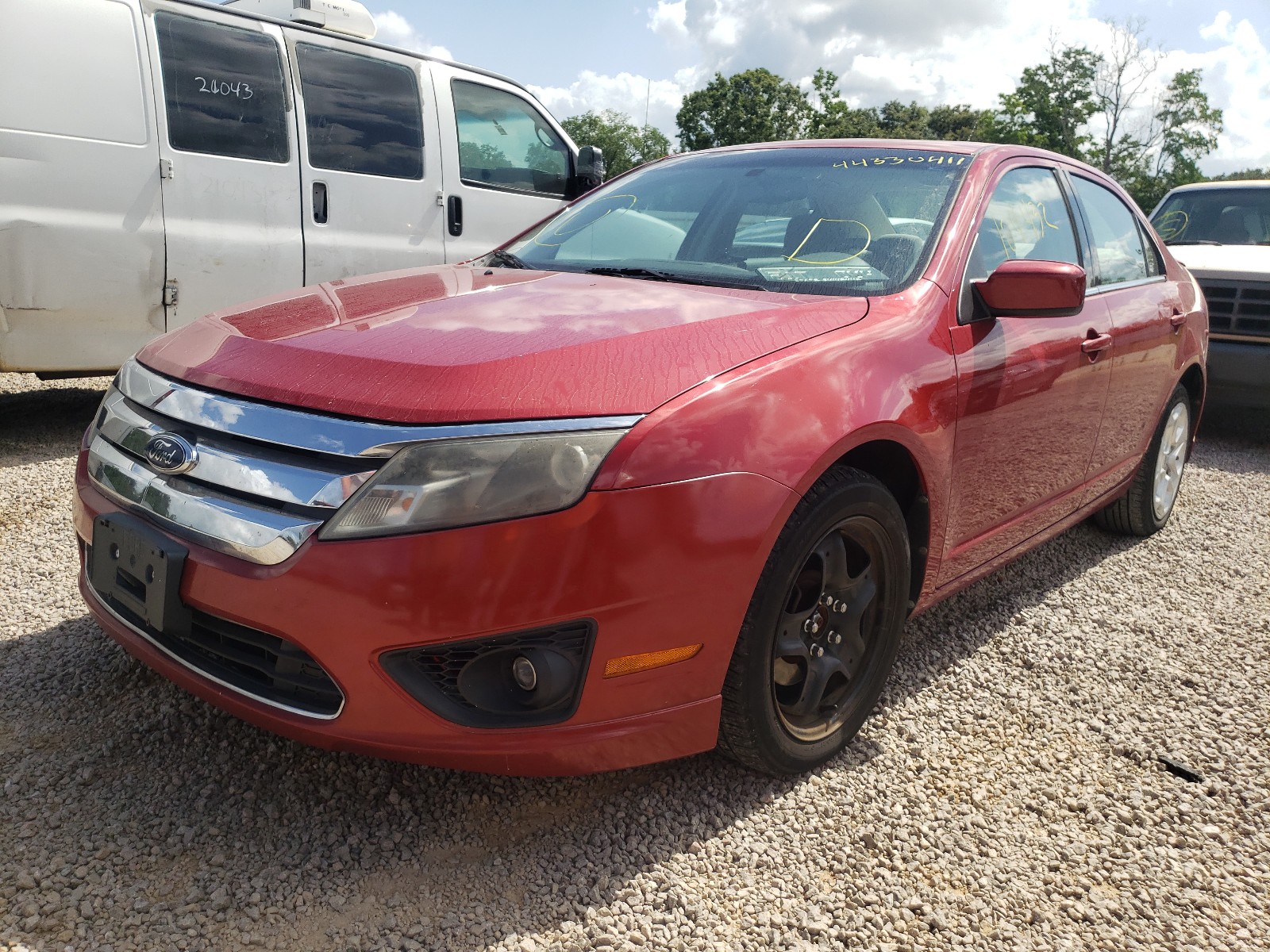 Photo 2 from auction – 2010 FORD FUSION SE with VIN 3FAHP0HG2AR138596