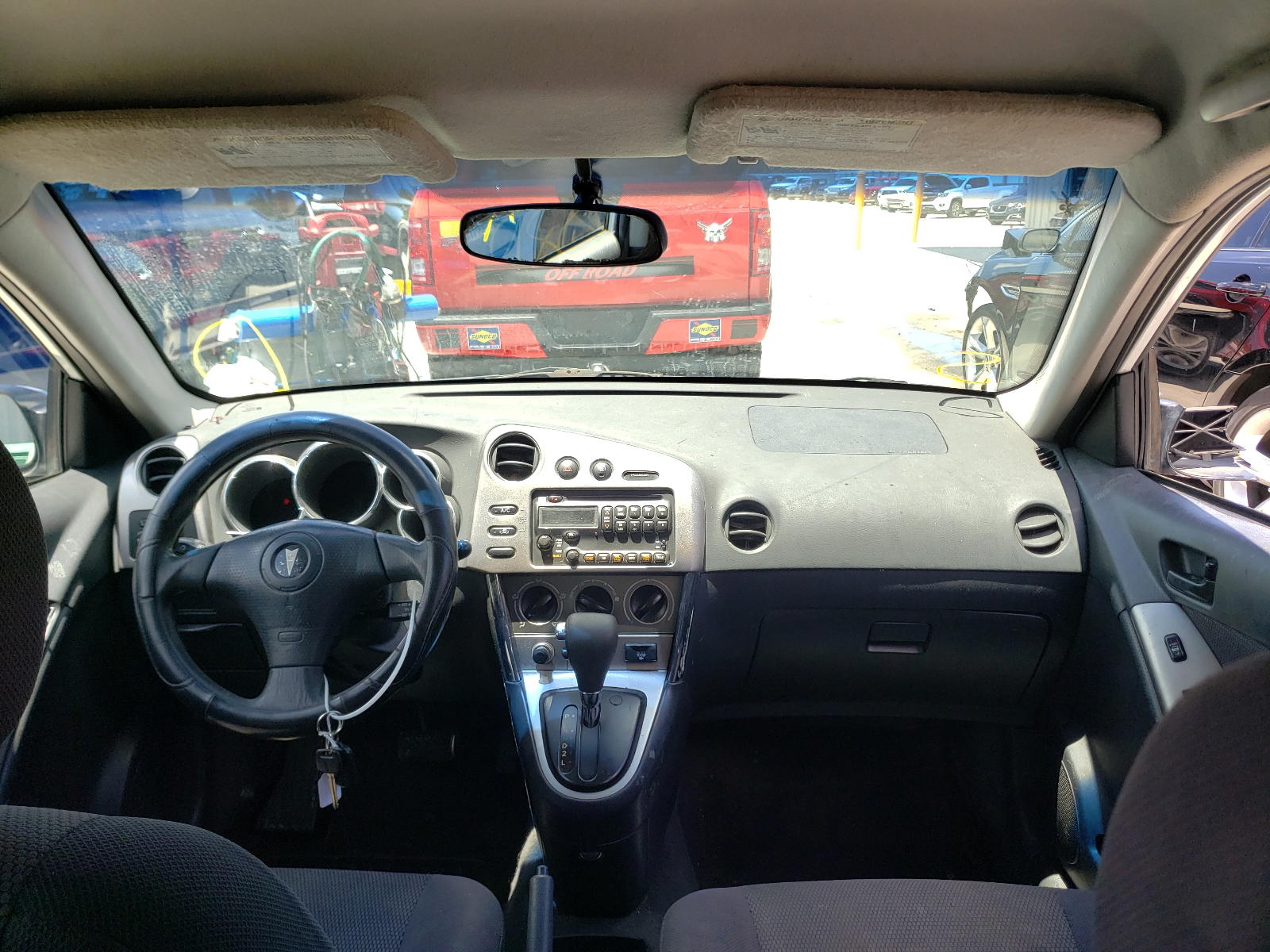 Photo 9 from auction – 2006 PONTIAC VIBE with VIN 5Y2SL65896Z408678