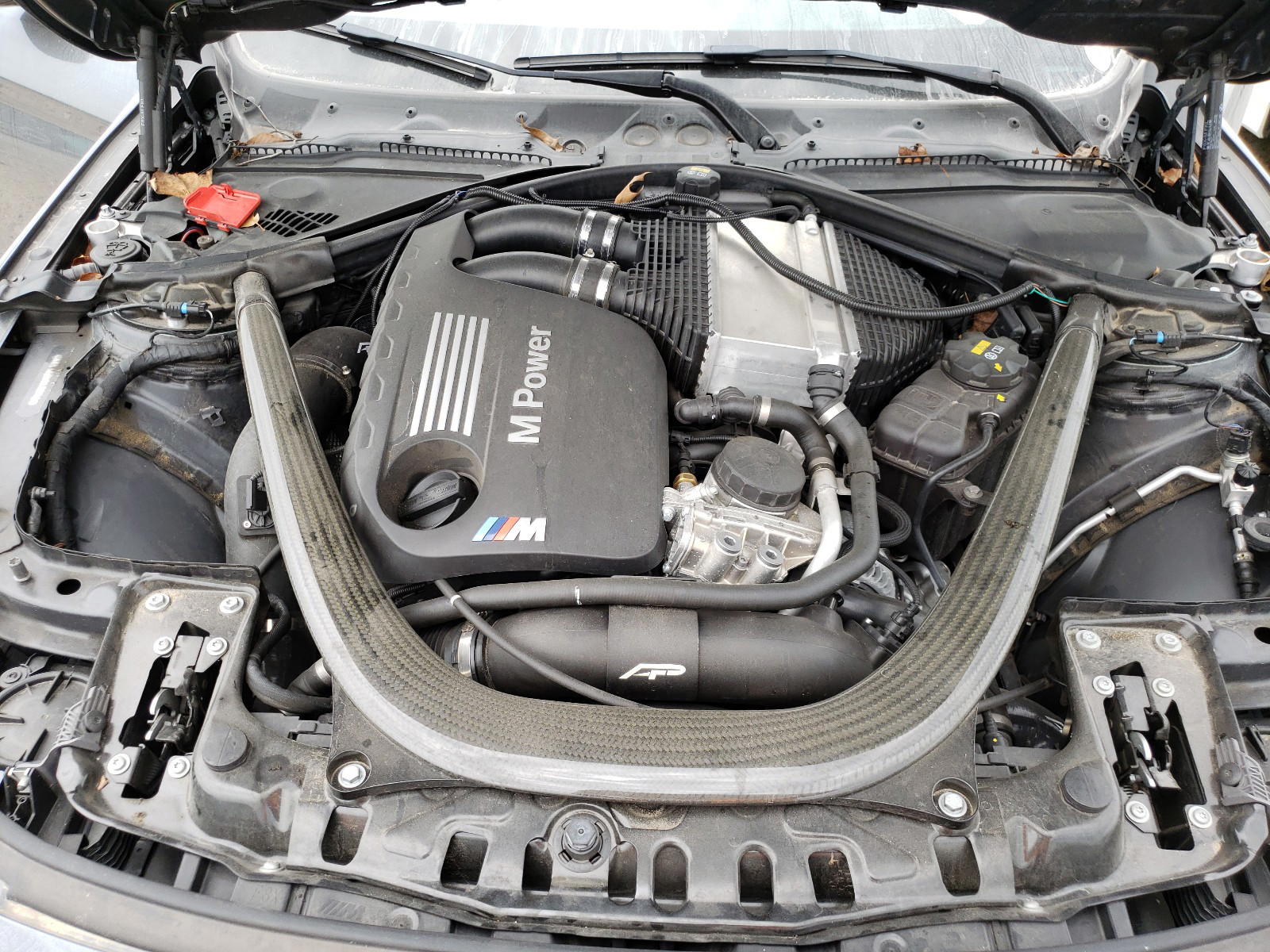 Photo 7 from auction – 2015 BMW M4 with VIN WBS3R9C51FK331142