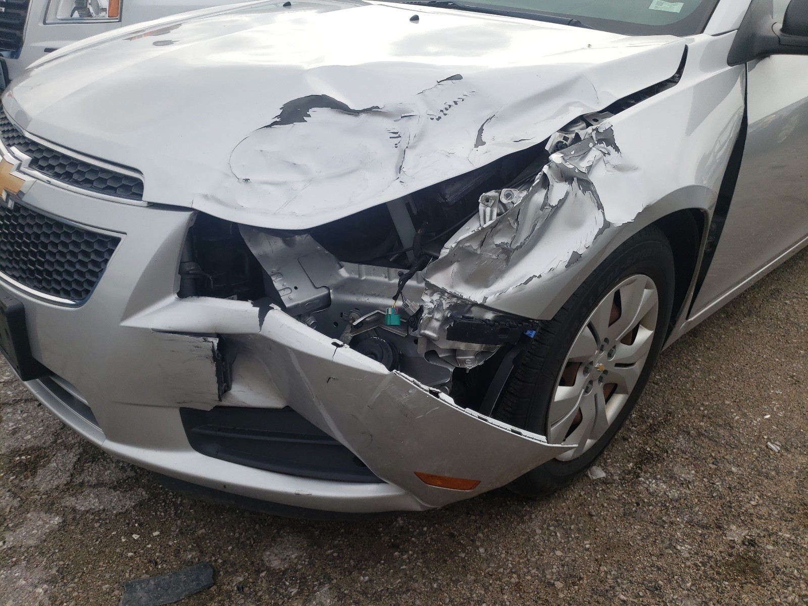 Photo 9 from auction – 2012 CHEVROLET CRUZE LS with VIN 1G1PC5SH6C7316996
