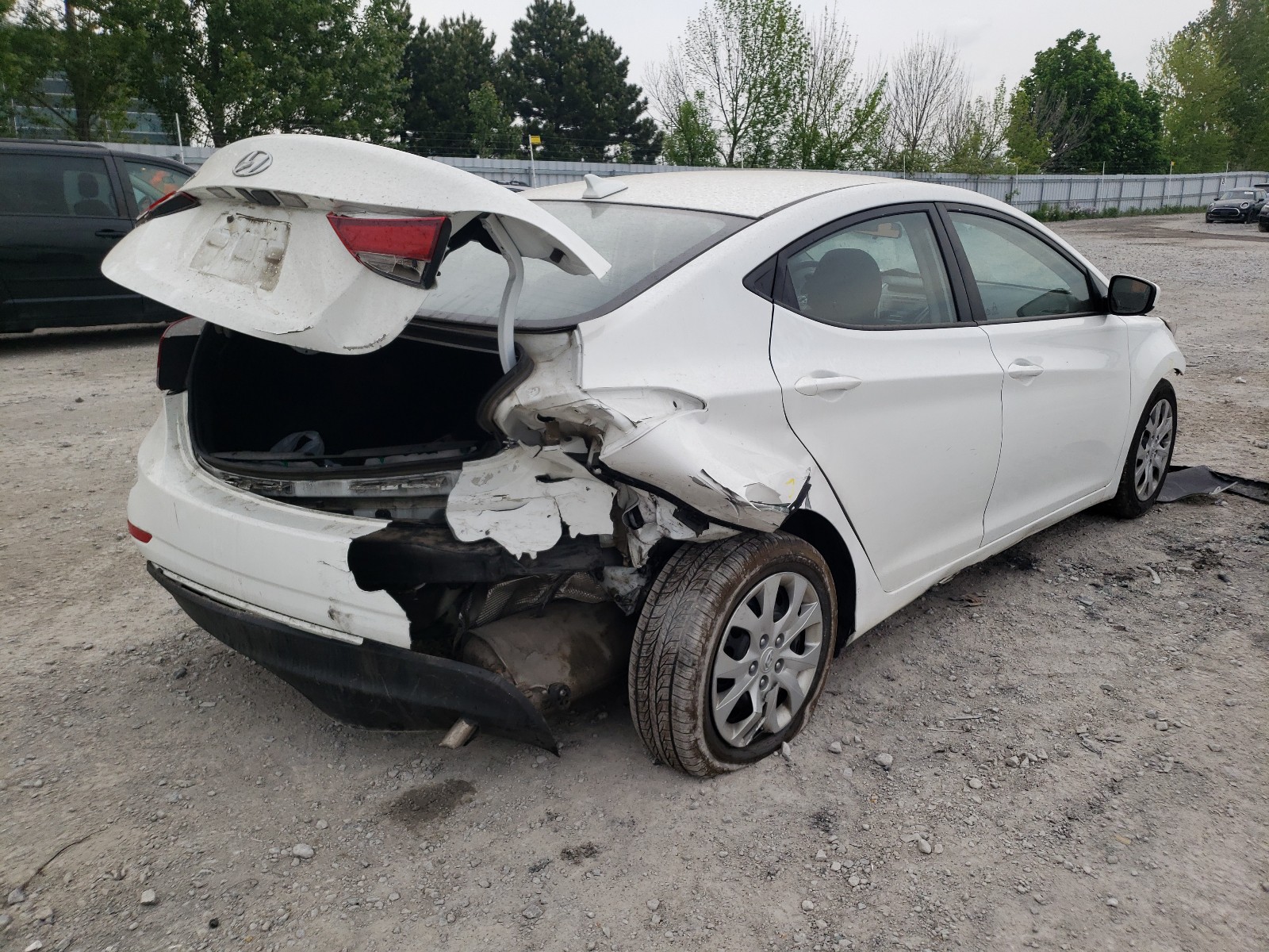 Photo 4 from auction – 2016 HYUNDAI ELANTRA SE with VIN 5NPDH4AE6GH662271