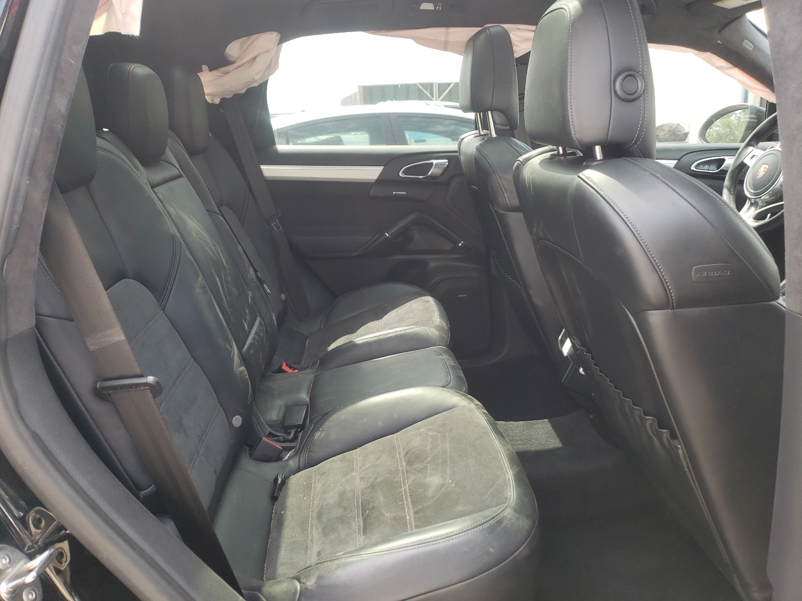 صورة رقم 6 من المزاد - 2013 PORSCHE CAYENNE GT مع VIN WP1AD2A20DLA77474