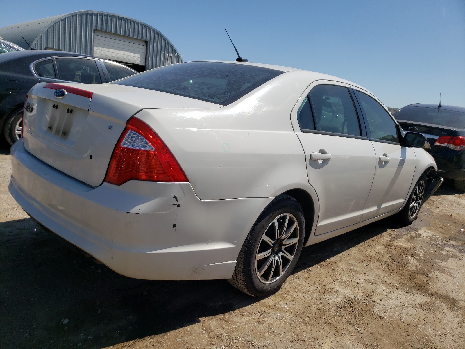 Photo 4 from auction – 2010 FORD FUSION S with VIN 3FAHP0GA6AR337793