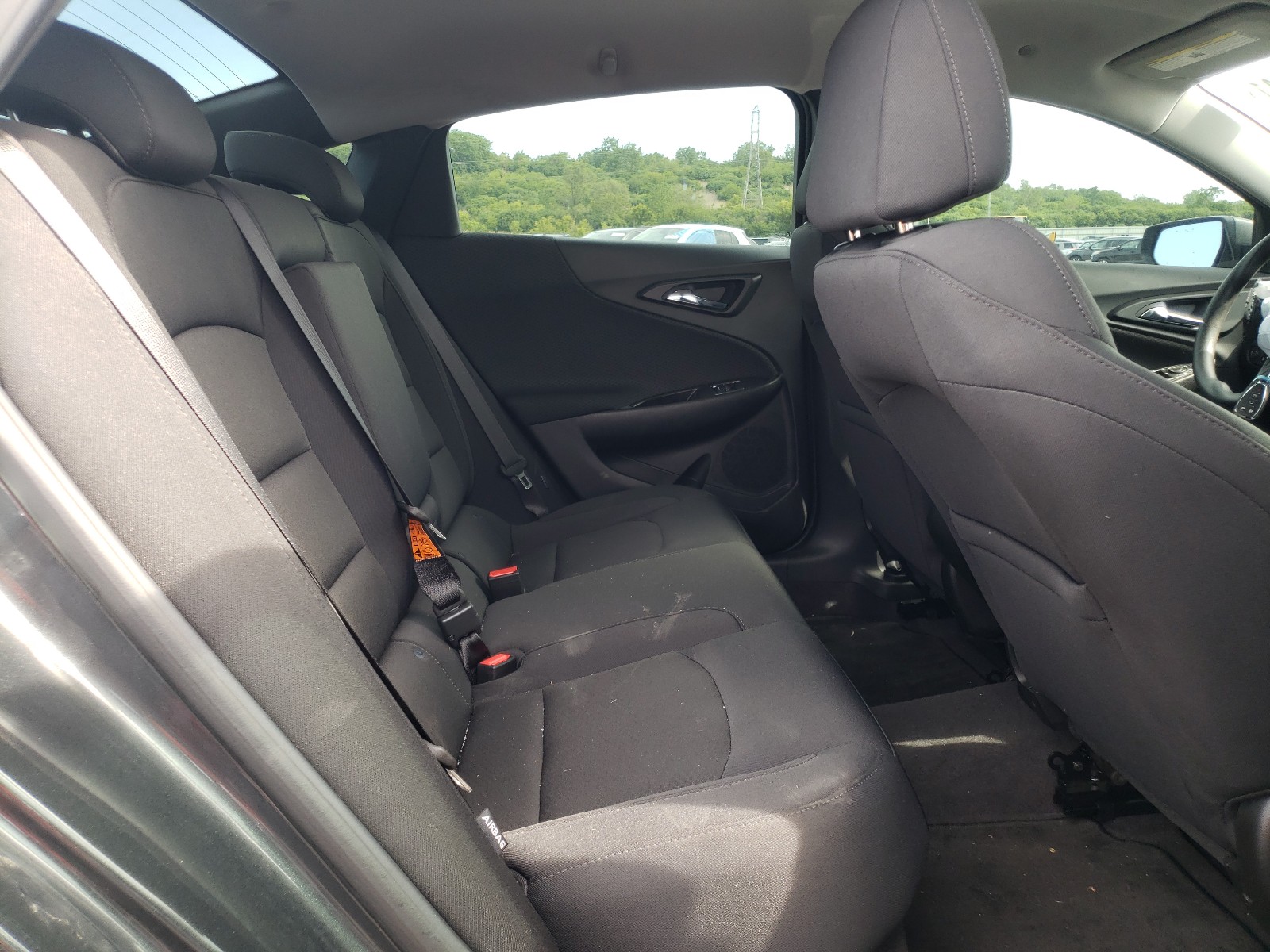 Photo 6 from auction – 2017 CHEVROLET MALIBU LS with VIN 1G1ZB5ST8HF116408