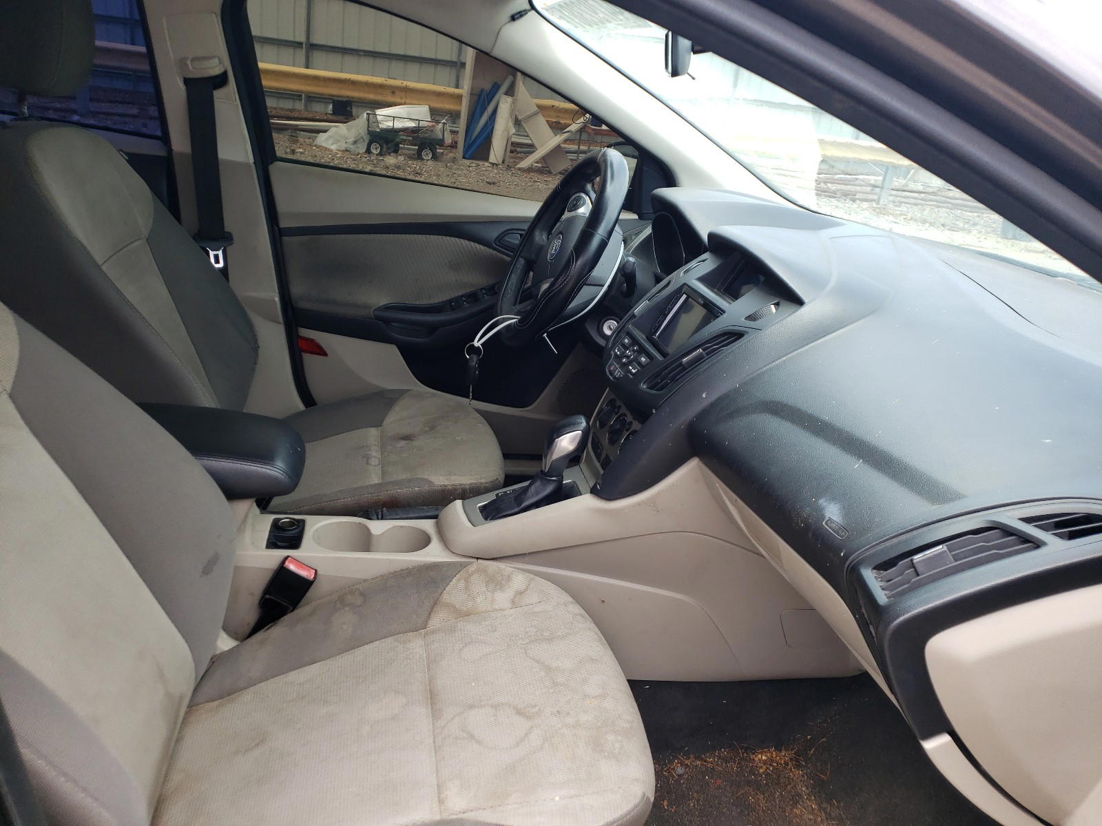 Photo 5 from auction – 2012 FORD FOCUS SE with VIN 1FAHP3F21CL308456