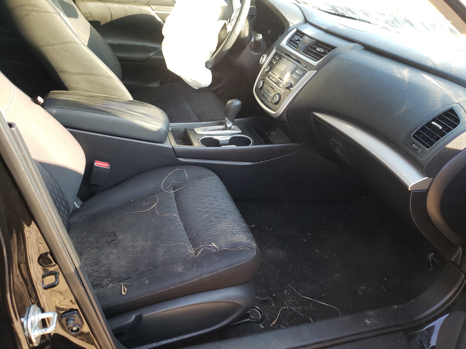 Photo 5 from auction – 2018 NISSAN ALTIMA 2.5 with VIN 1N4AL3AP5JC225190