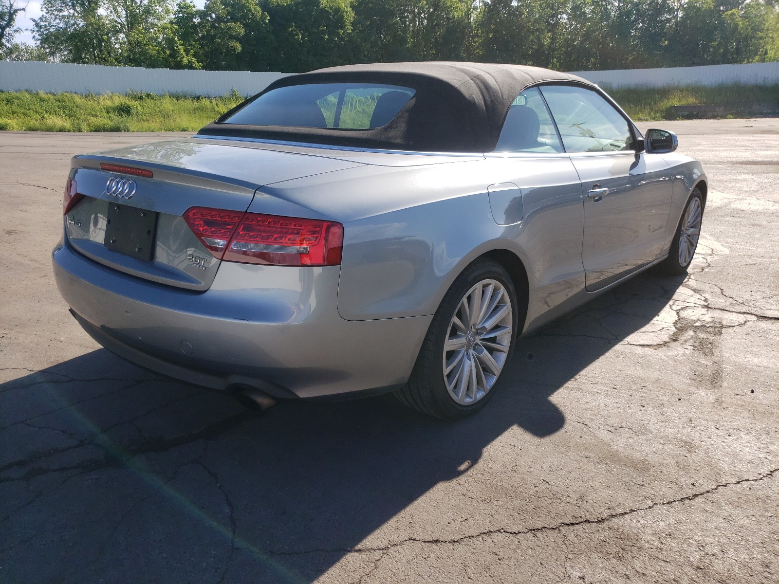 Фото 4 с аукциона – 2010 AUDI A5 PREMIUM с VIN WAULFAFHXAN019042