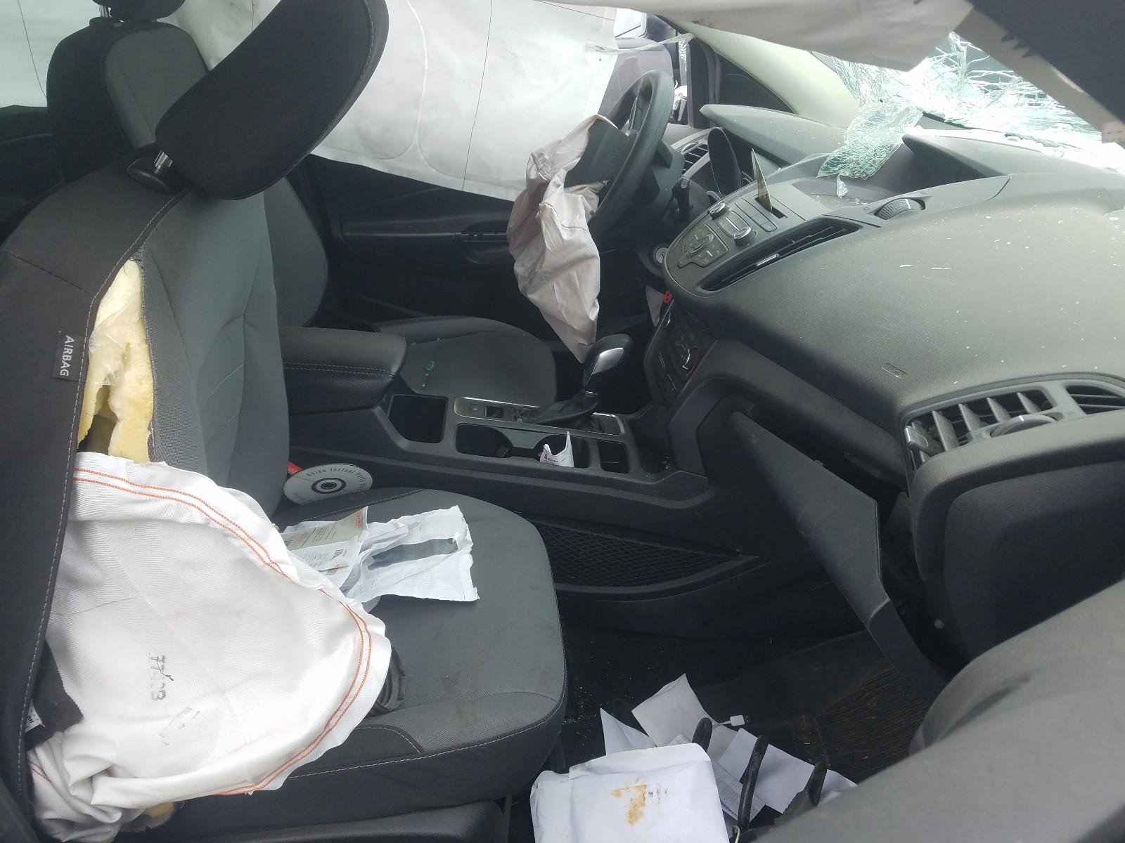 Photo 5 from auction – 2018 FORD ESCAPE S with VIN 1FMCU0F72JUC85120