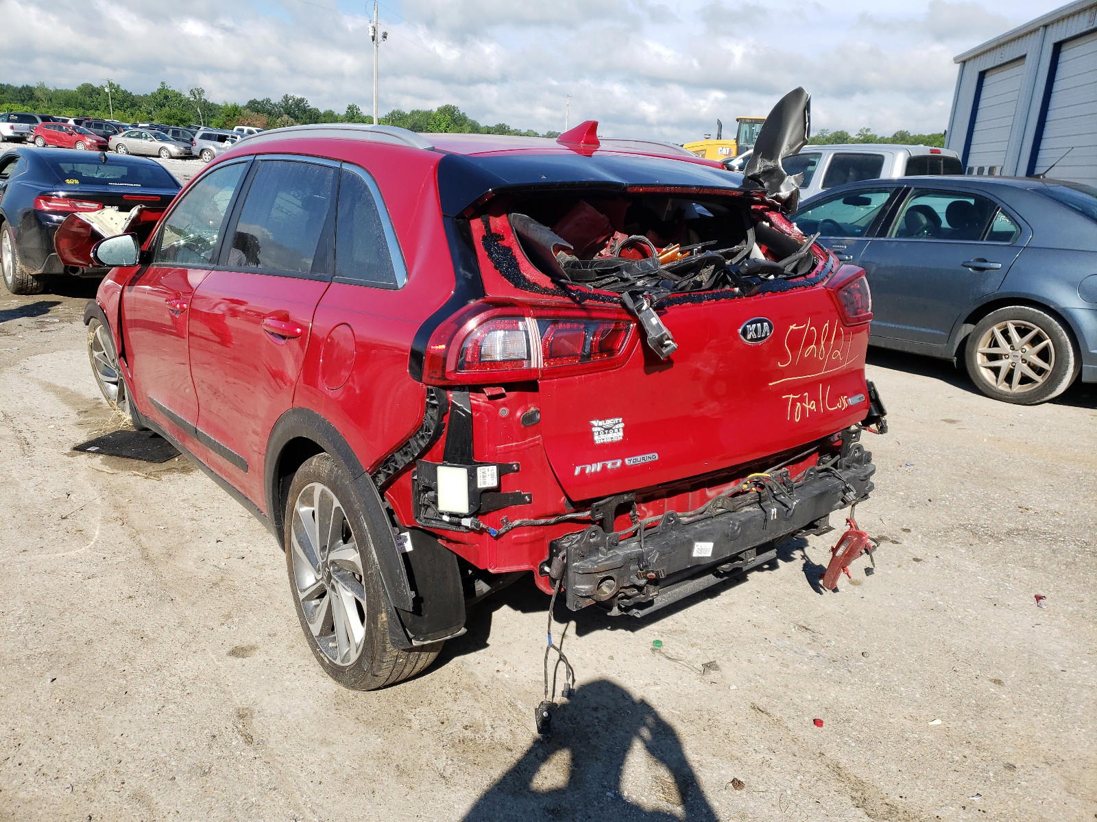 Photo 3 from auction – 2018 KIA NIRO TOURI with VIN KNDCE3LC5J5114053