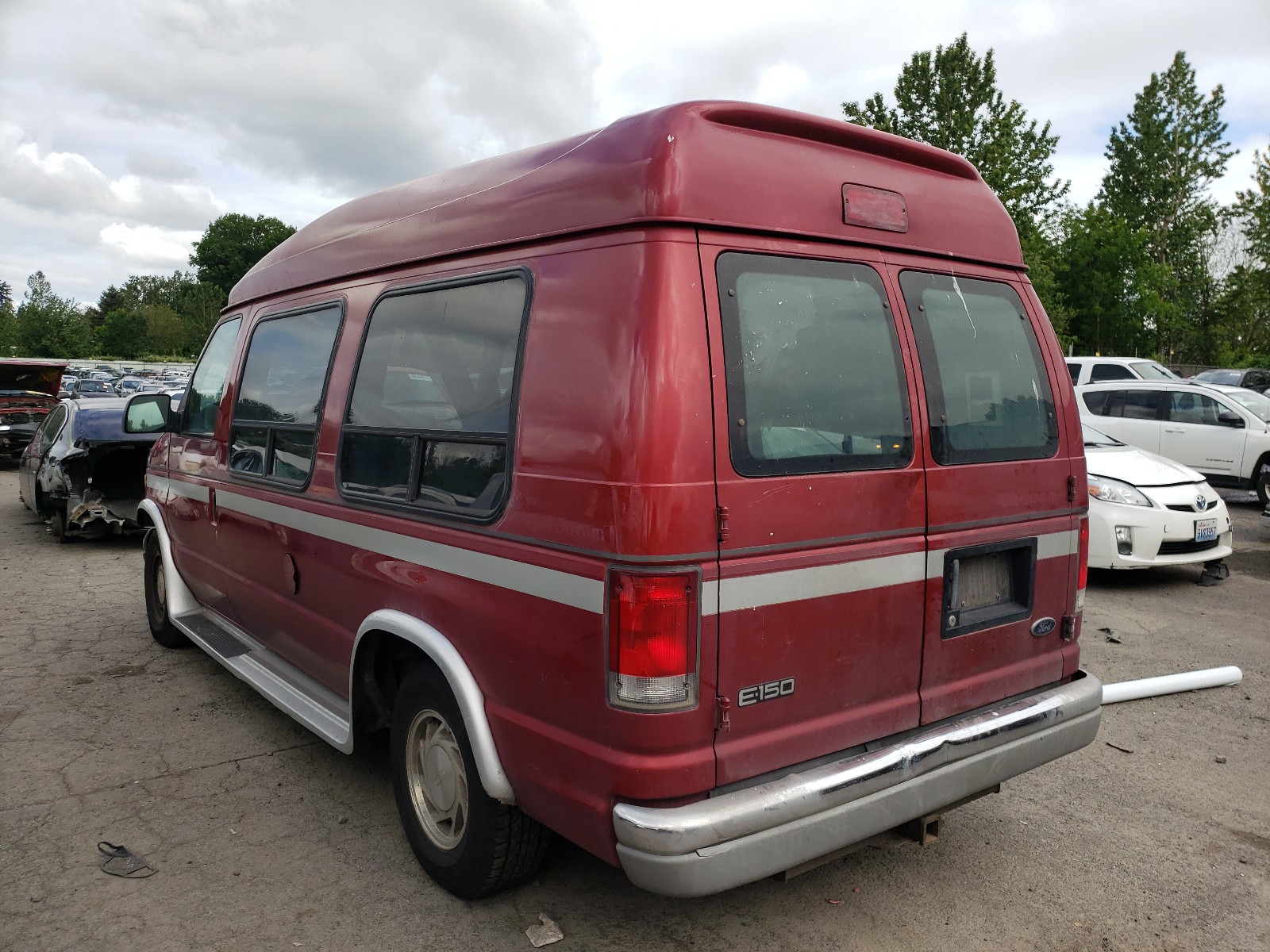 Photo 3 from auction – 1999 FORD ECONOLINE with VIN 1FDRE14W1XHA75536