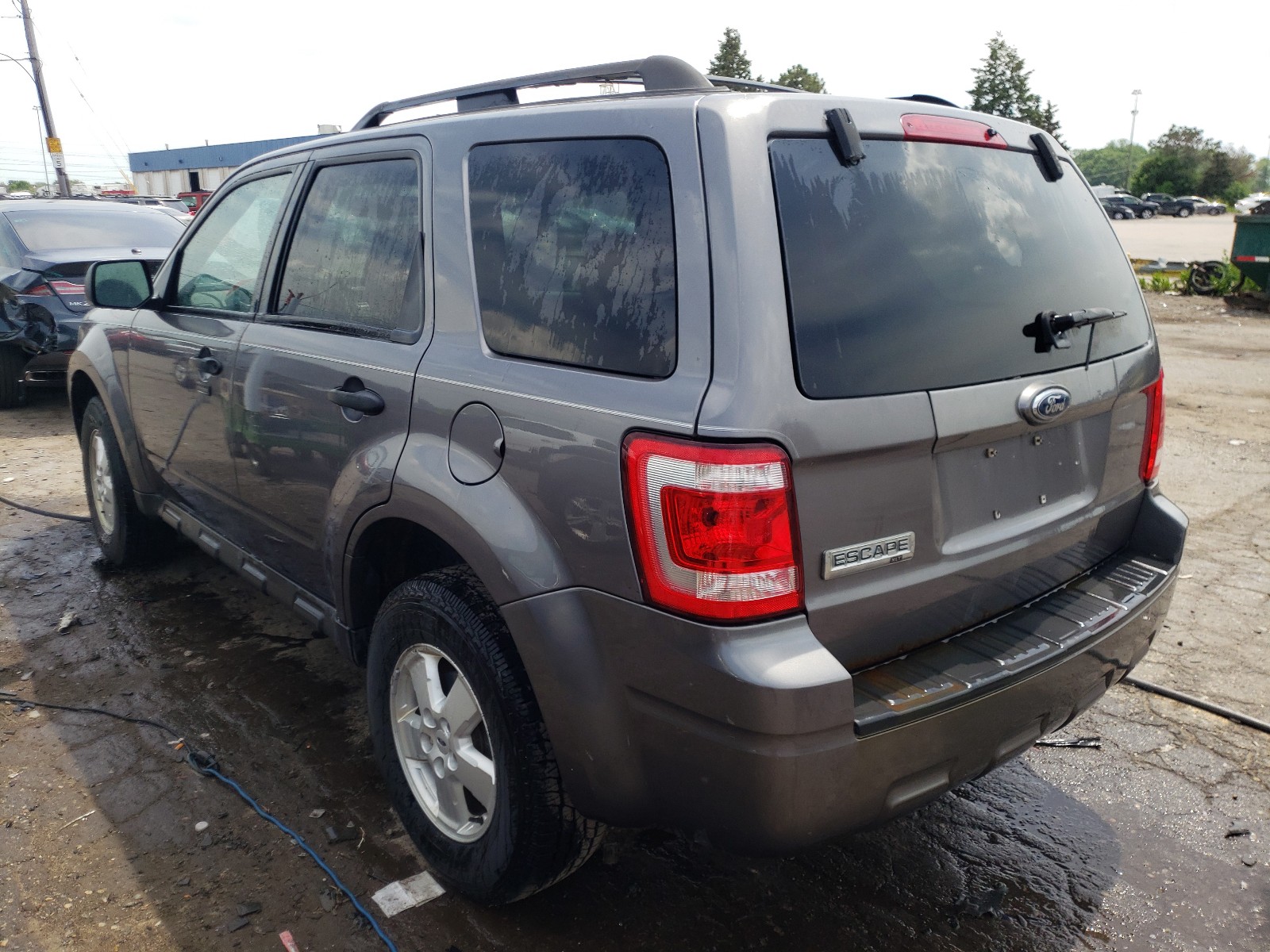 Photo 3 from auction – 2009 FORD ESCAPE XLT with VIN 1FMCU03G09KB11042