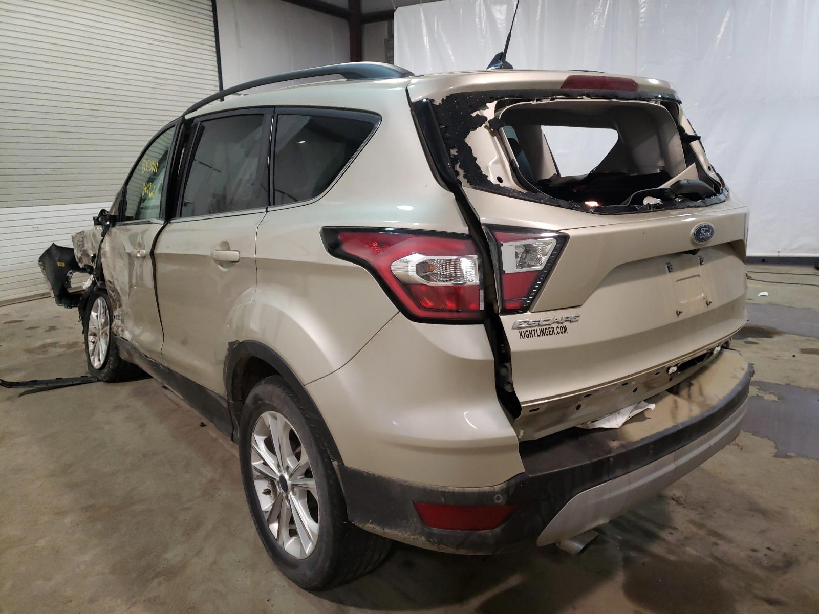 Photo 3 from auction – 2018 FORD ESCAPE SEL with VIN 1FMCU9HD4JUC56483
