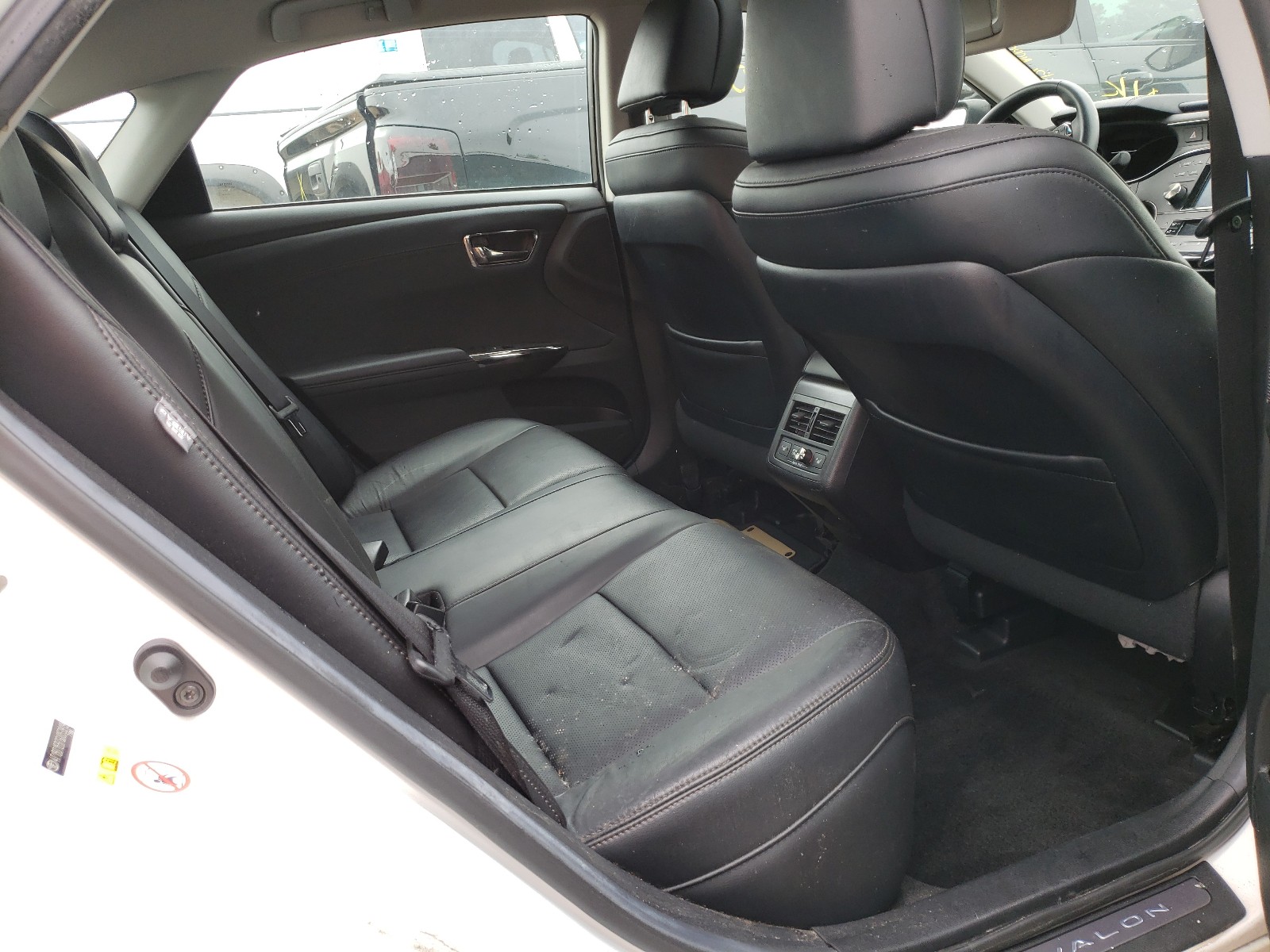 Photo 6 from auction – 2016 TOYOTA AVALON HYB with VIN 4T1BD1EB7GU053919