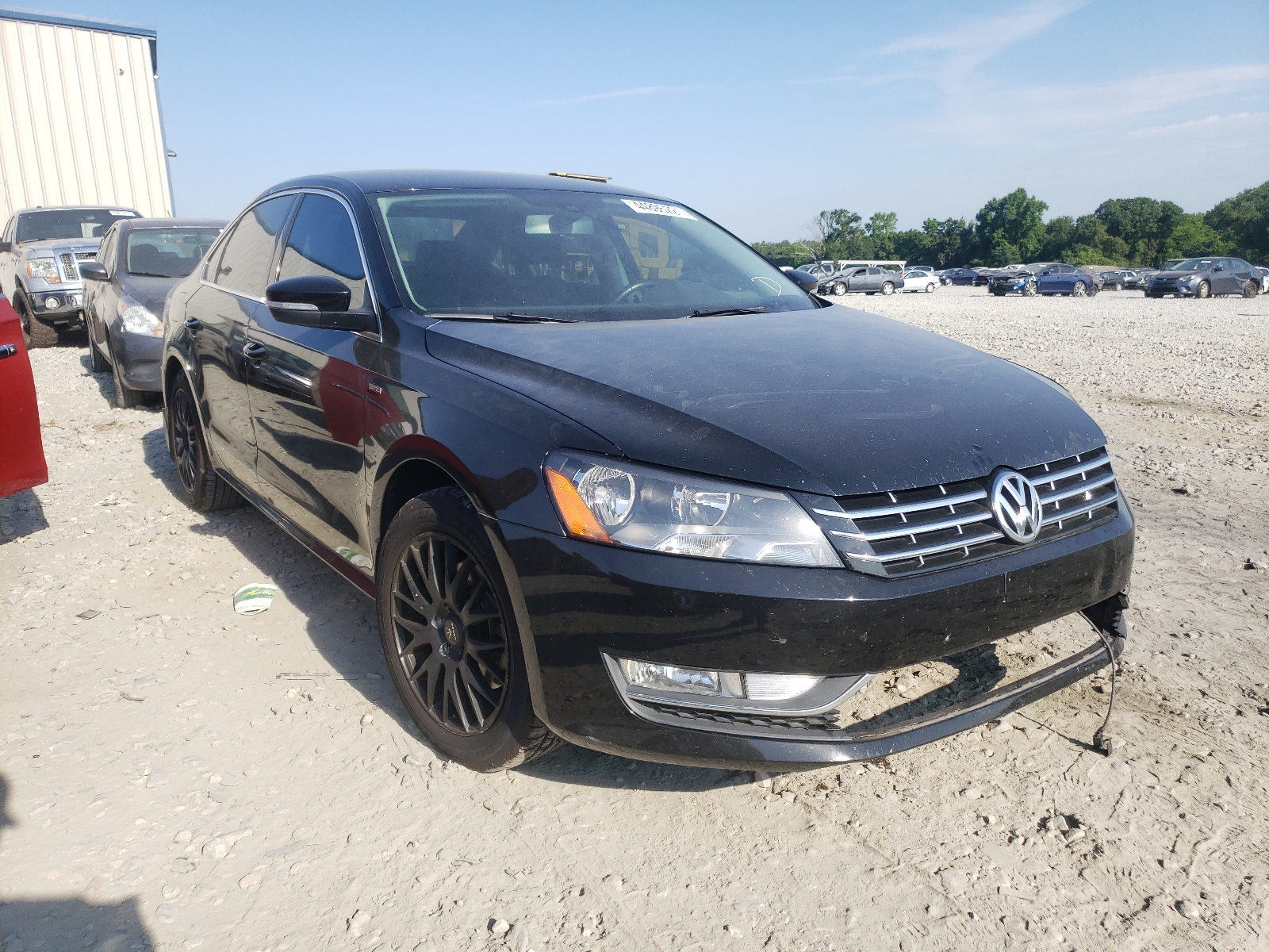Photo 1 from auction – 2015 VOLKSWAGEN PASSAT S with VIN 1VWAS7A33FC117866