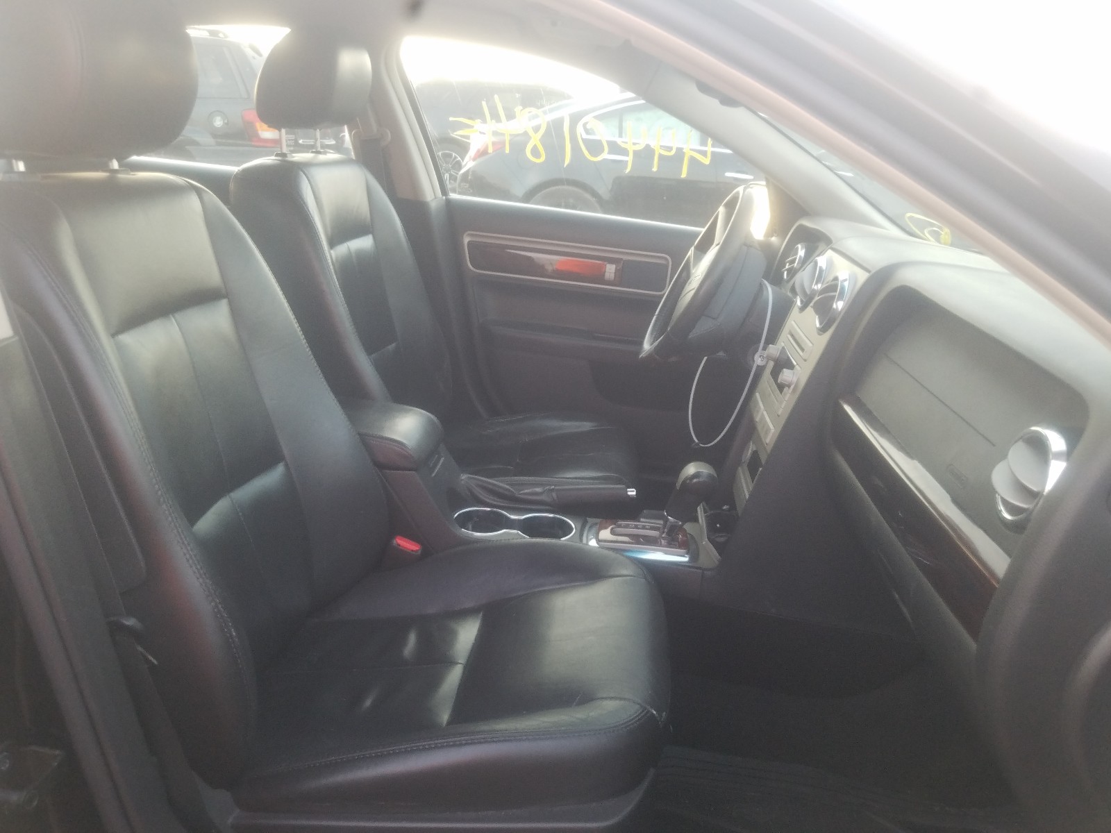 Zdjęcie 5 z aukcji – 2007 LINCOLN MKZ z VIN 3LNHM26T37R649463