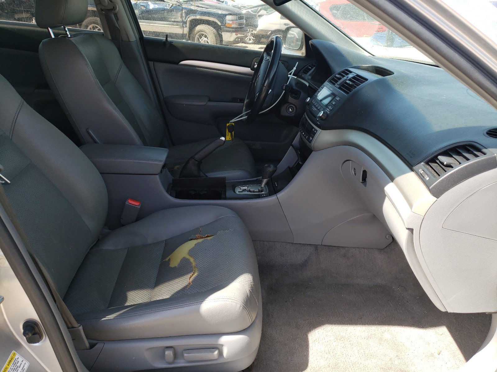 Photo 5 from auction – 2008 ACURA TSX with VIN JH4CL96828C012312