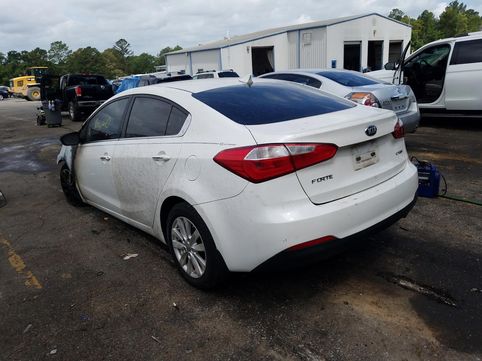 Photo 3 from auction – 2015 KIA FORTE EX with VIN KNAFX4A85F5266365