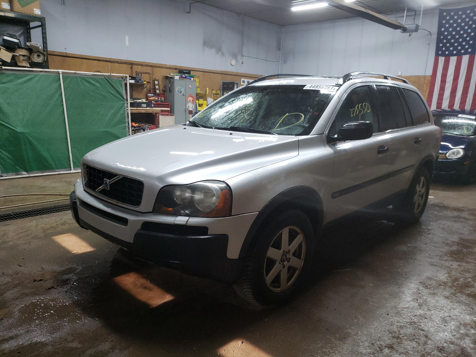 Photo 2 from auction – 2005 VOLVO XC90 with VIN YV1CM592251171850