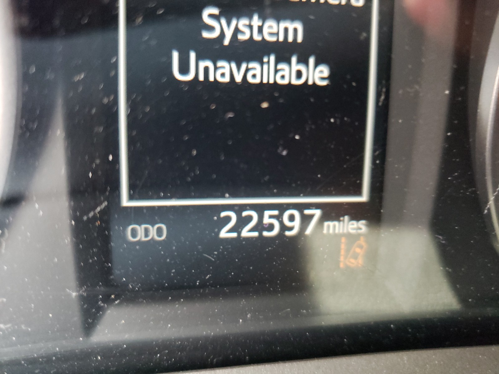 Photo 8 from auction – 2017 TOYOTA RAV4 XLE with VIN 2T3RFREV2HW612268