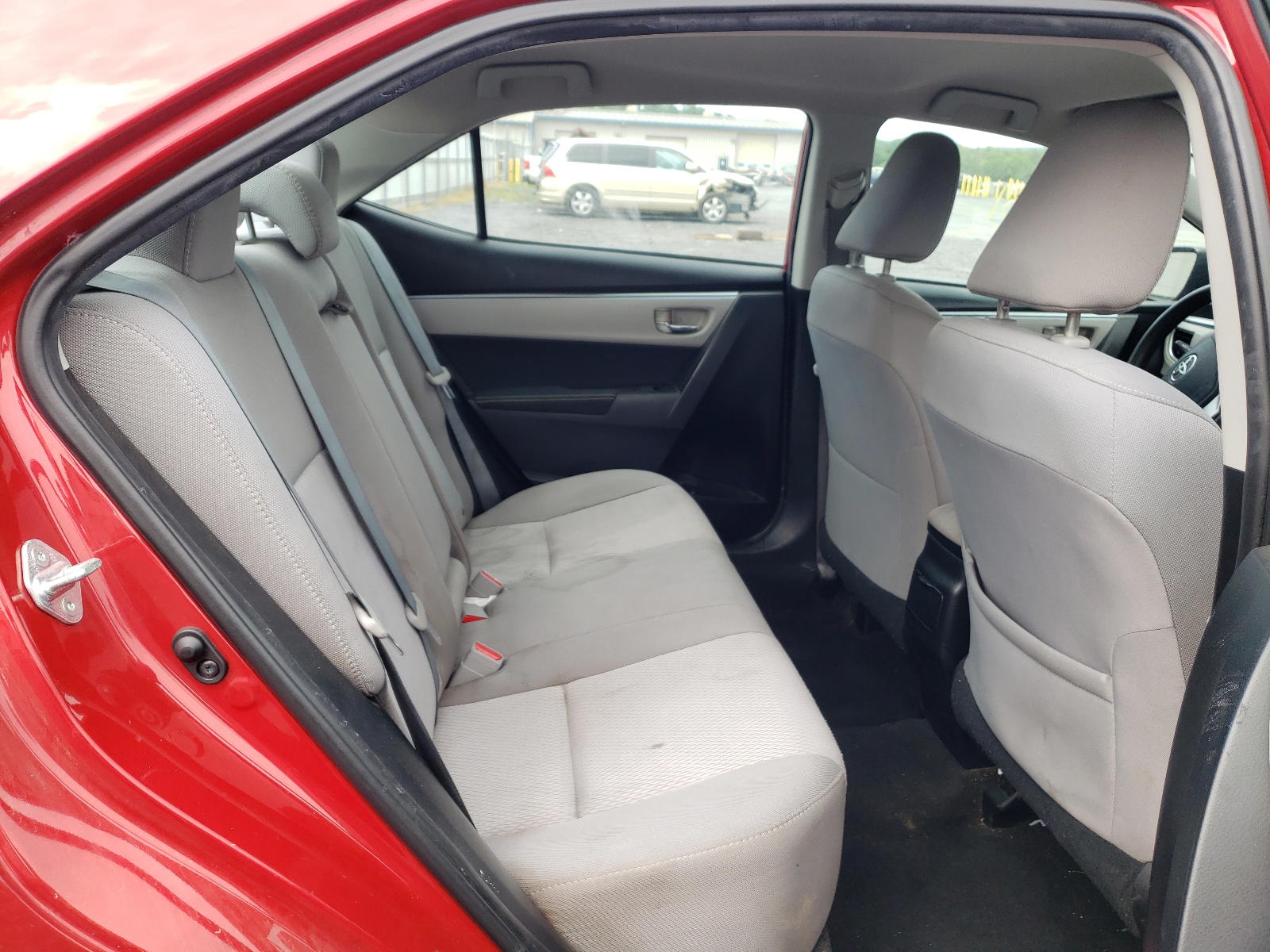 Photo 6 from auction – 2015 TOYOTA COROLLA L with VIN 2T1BURHE0FC230718