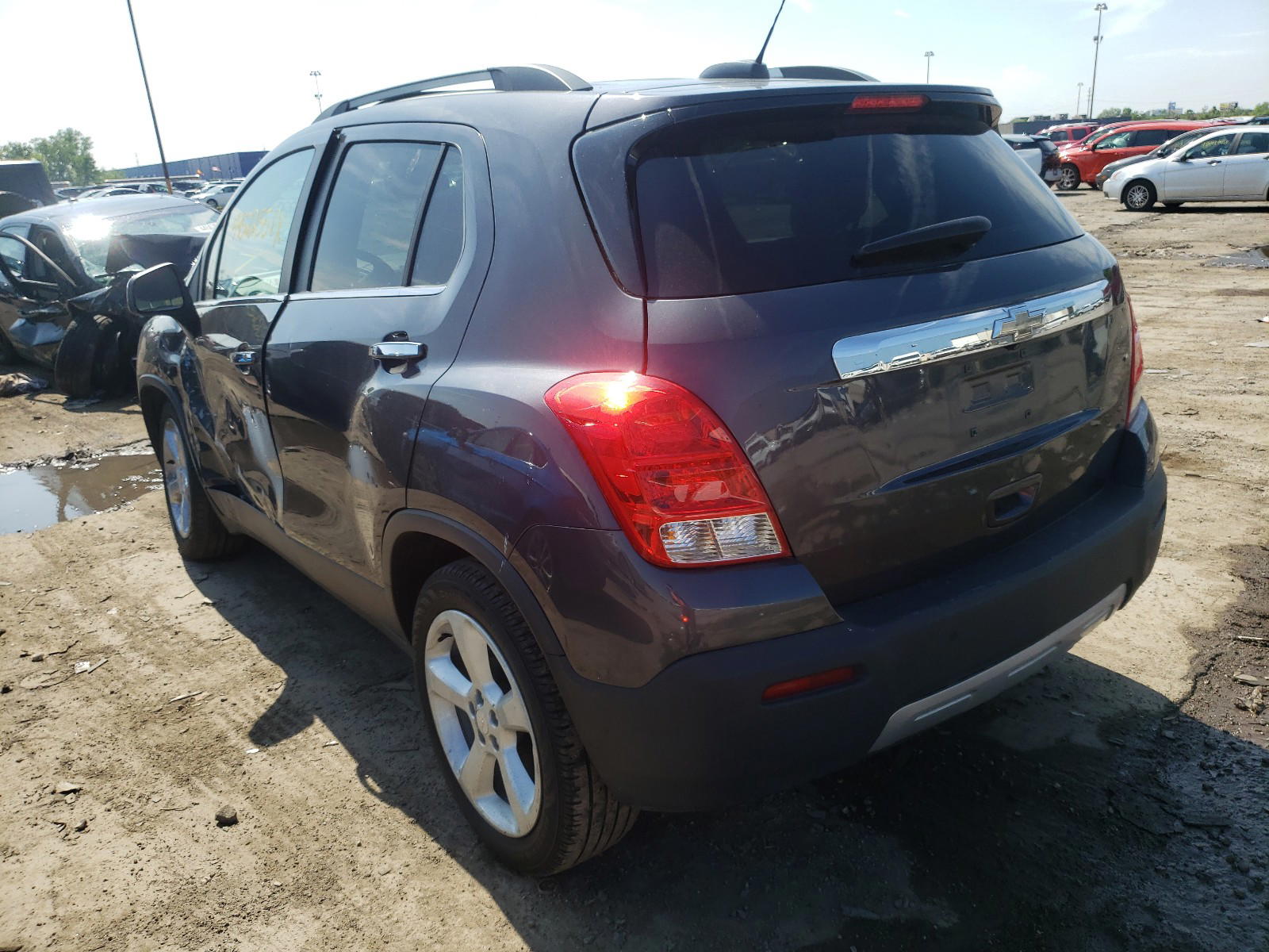 Photo 3 from auction – 2016 CHEVROLET TRAX LTZ with VIN 3GNCJMSB6GL216424