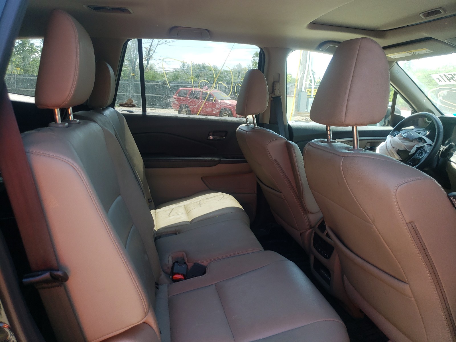 Photo 6 from auction – 2018 HONDA PILOT EXL with VIN 5FNYF6H50JB012561