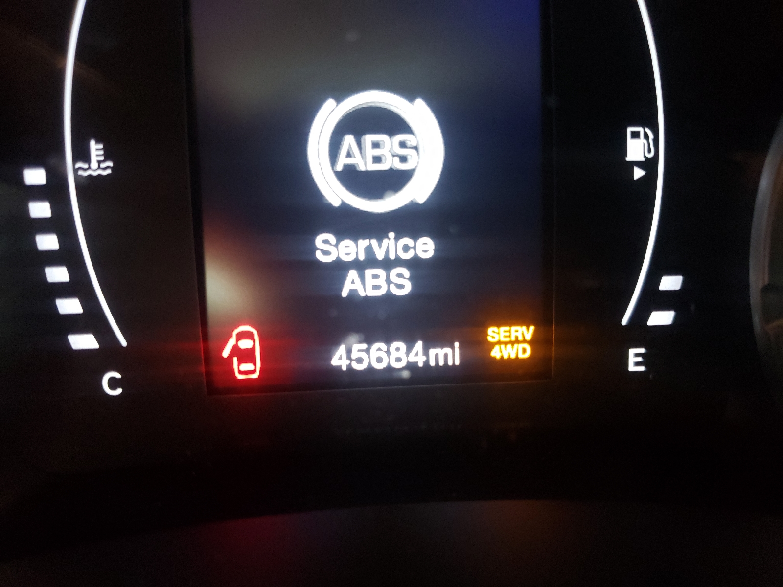 Photo 8 from auction – 2018 JEEP RENEGADE S with VIN ZACCJBAB4JPH95118