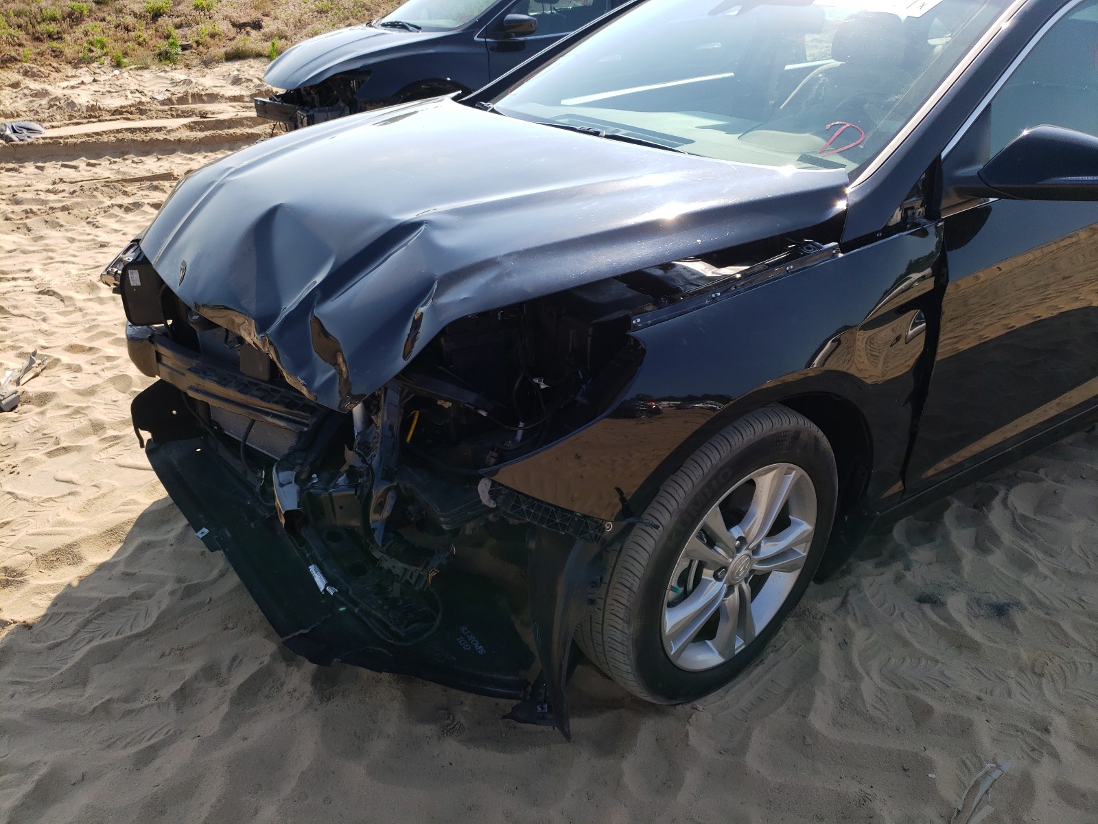 Photo 9 from auction – 2019 HYUNDAI SONATA LIM with VIN 5NPE34AF2KH782038