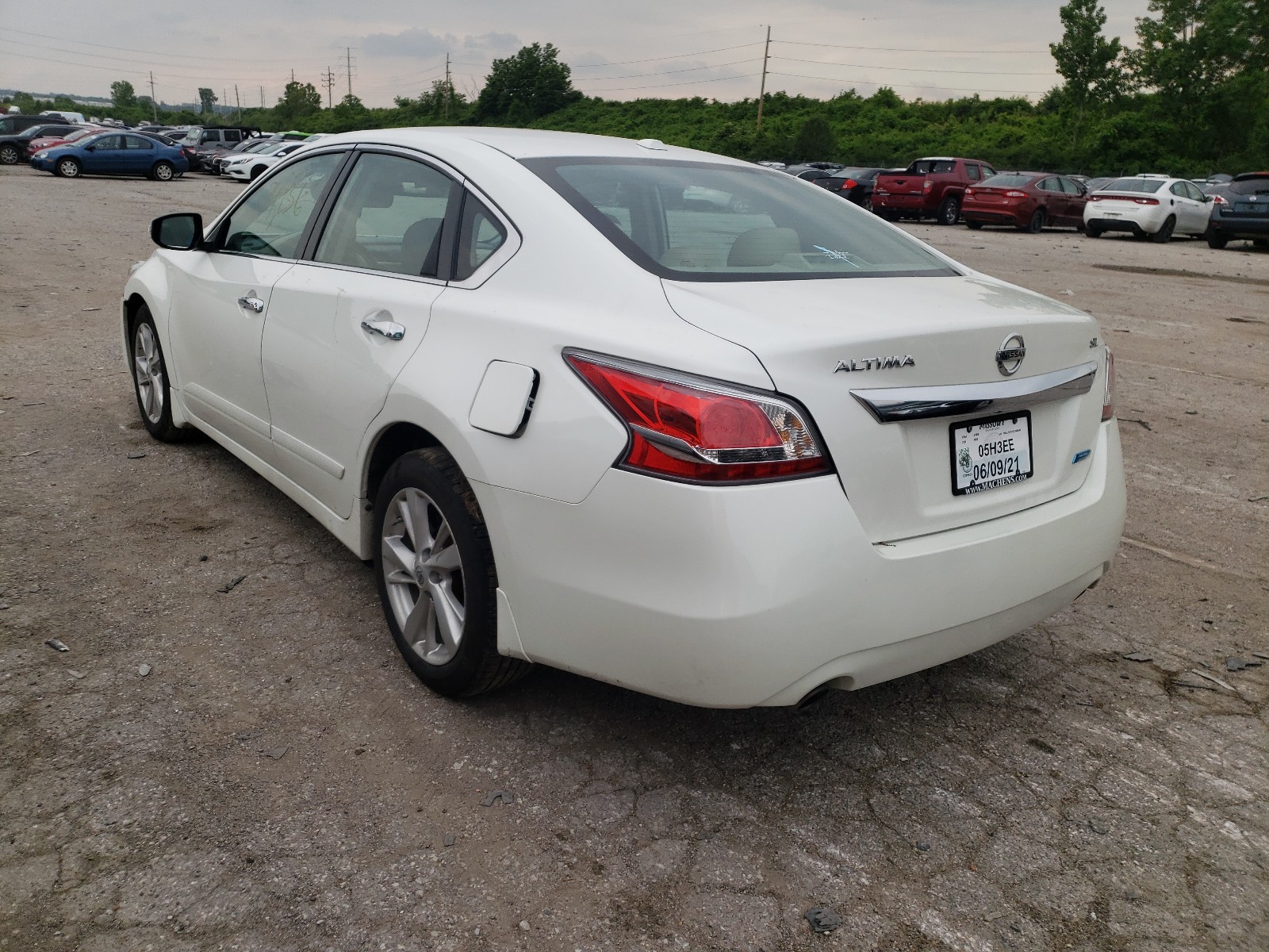 Photo 3 from auction – 2014 NISSAN ALTIMA 2.5 with VIN 1N4AL3AP3EC320630