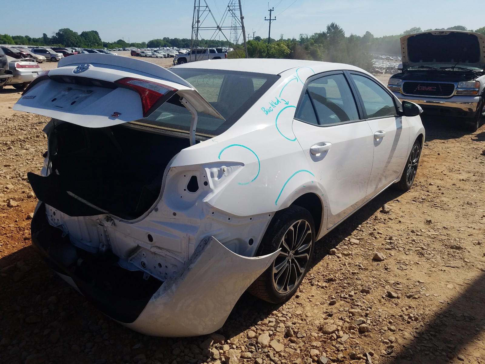 Photo 4 from auction – 2016 TOYOTA COROLLA L with VIN 5YFBURHE0GP387568