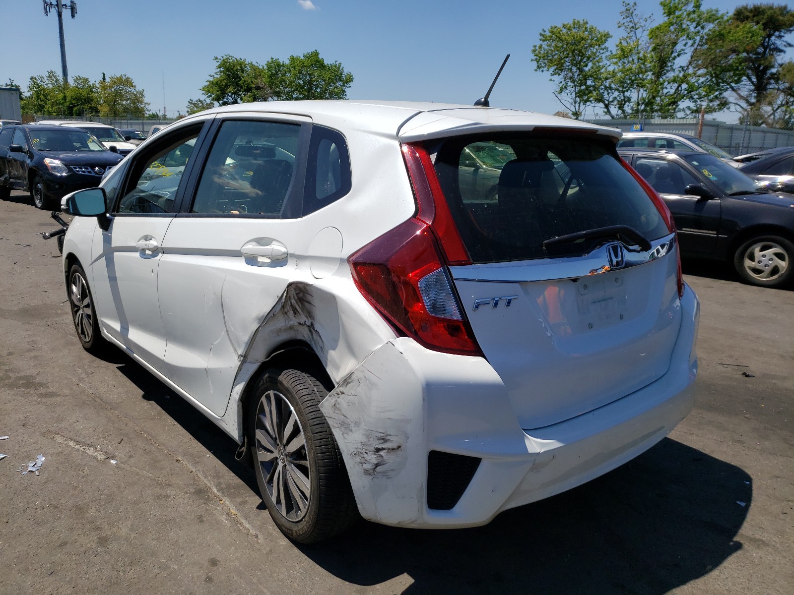Photo 3 from auction – 2016 HONDA FIT EX with VIN JHMGK5H71GS009648