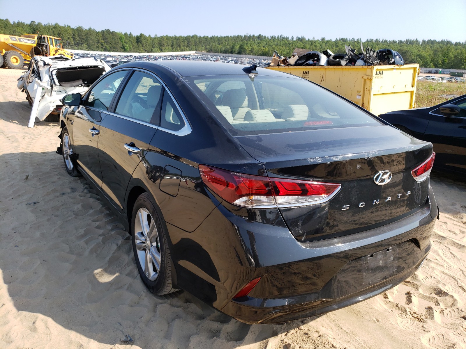 Photo 3 from auction – 2019 HYUNDAI SONATA LIM with VIN 5NPE34AF2KH782038