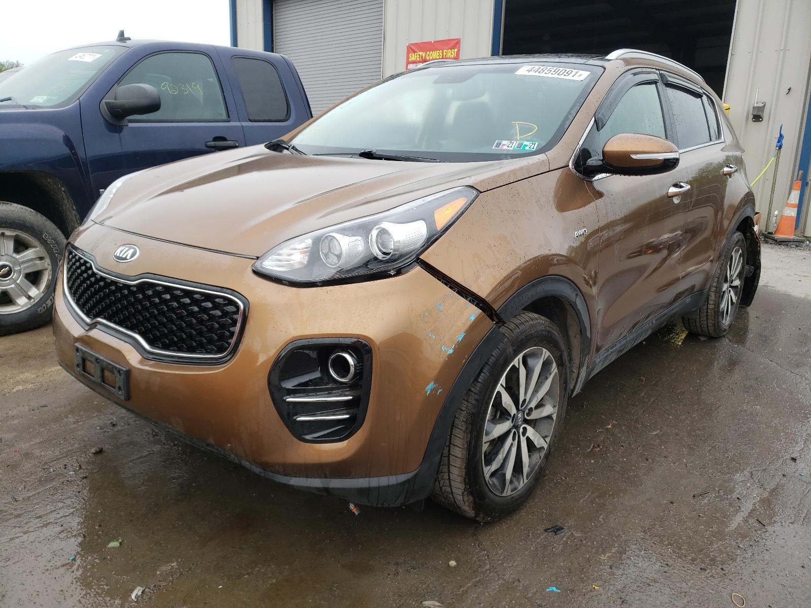 Photo 2 from auction – 2017 KIA SPORTAGE E with VIN KNDPNCAC0H7174860