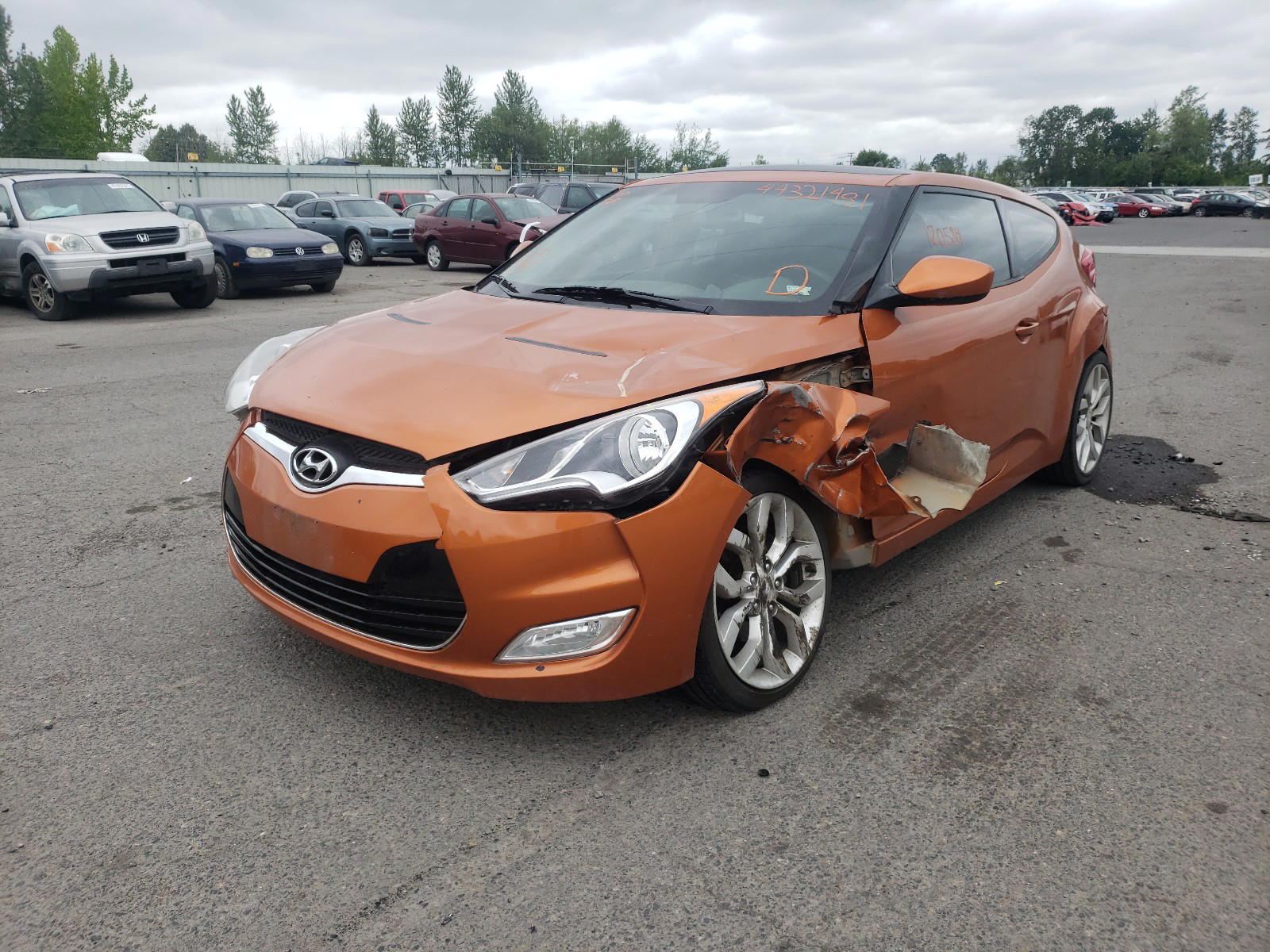 Photo 2 from auction – 2012 HYUNDAI VELOSTER with VIN KMHTC6AD4CU030653