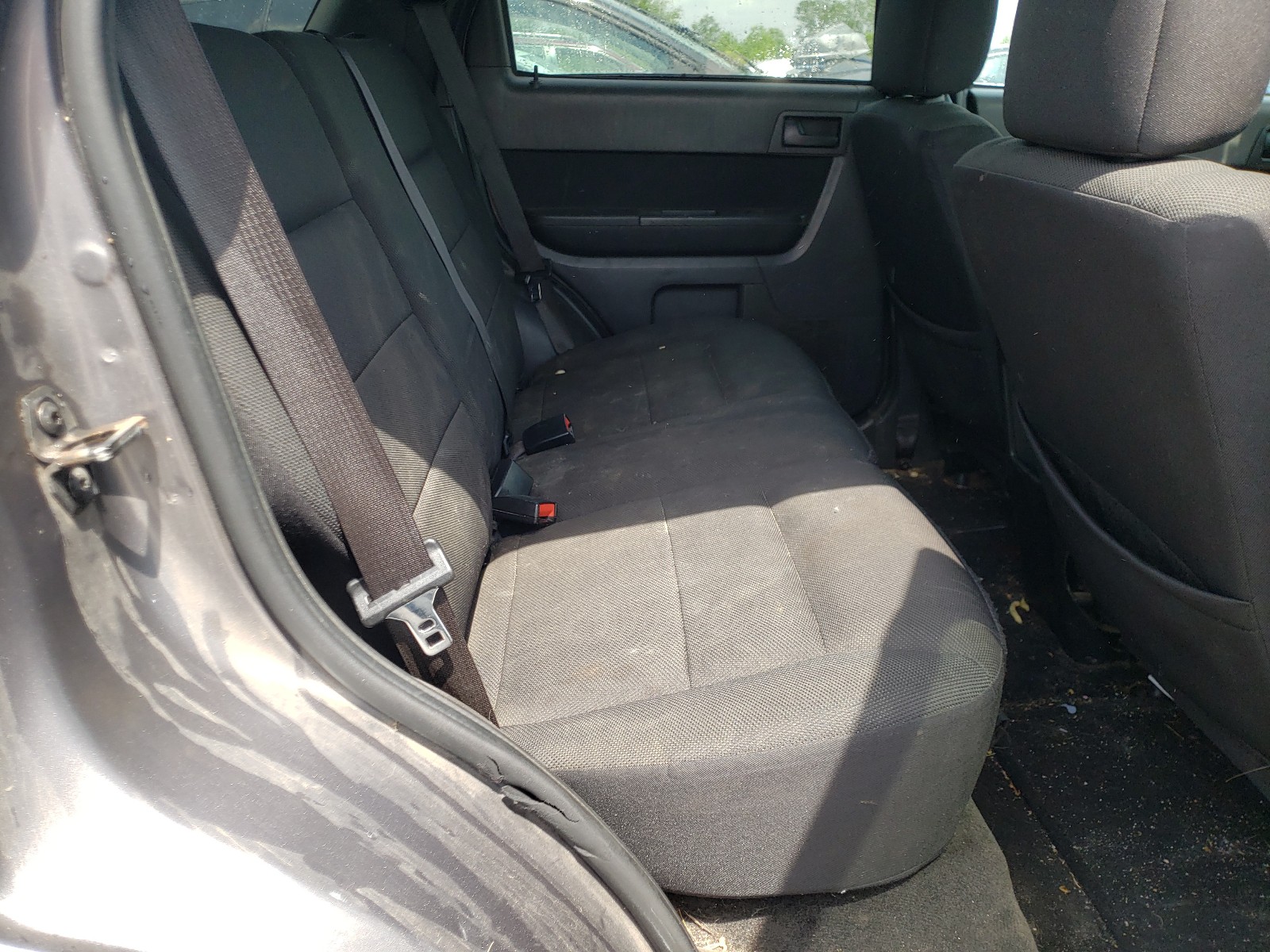 Photo 6 from auction – 2009 FORD ESCAPE XLT with VIN 1FMCU03G09KB11042