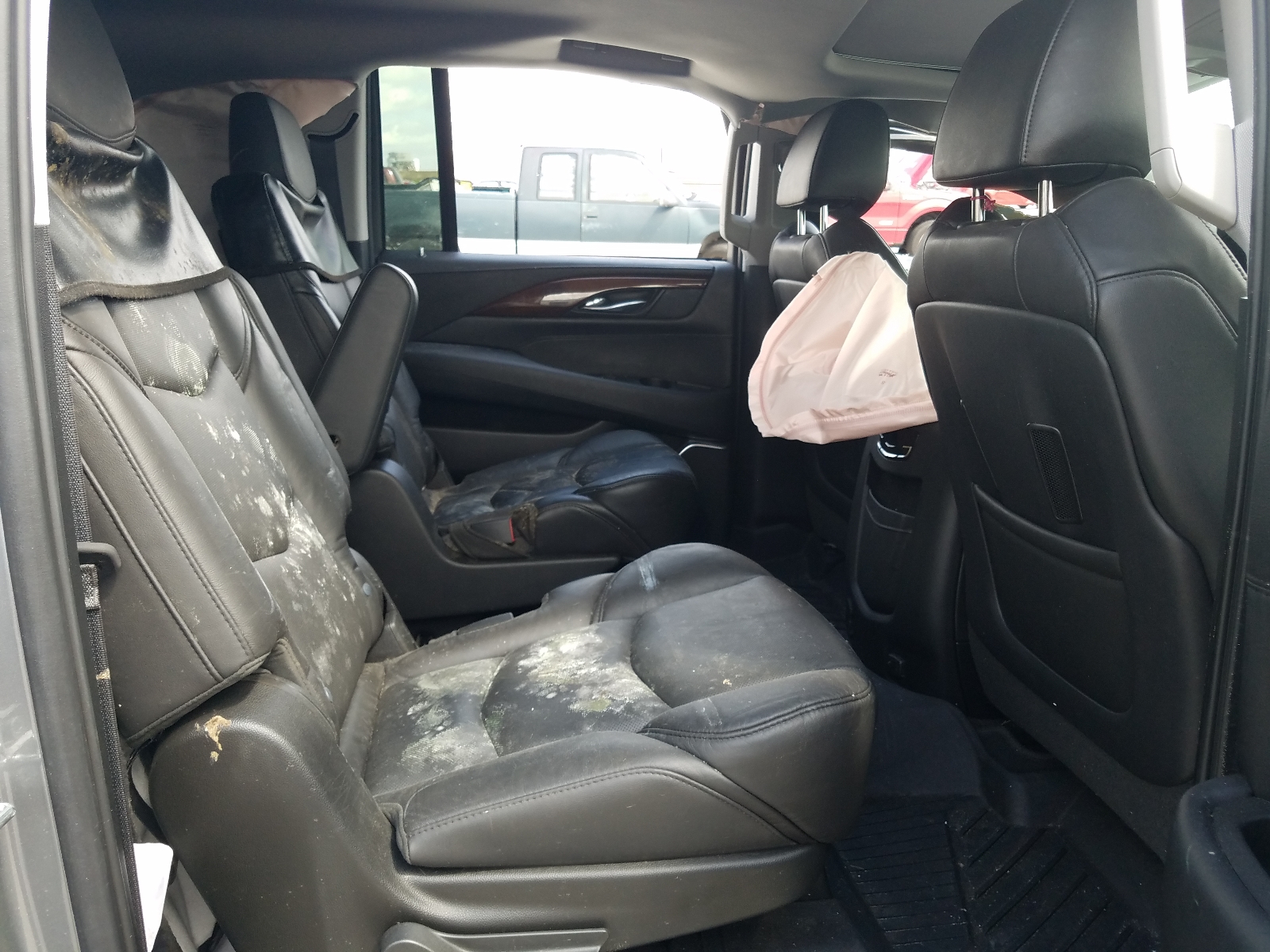 Photo 6 from auction – 2020 CADILLAC ESCALADE E with VIN 1GYS3HKJXLR160532