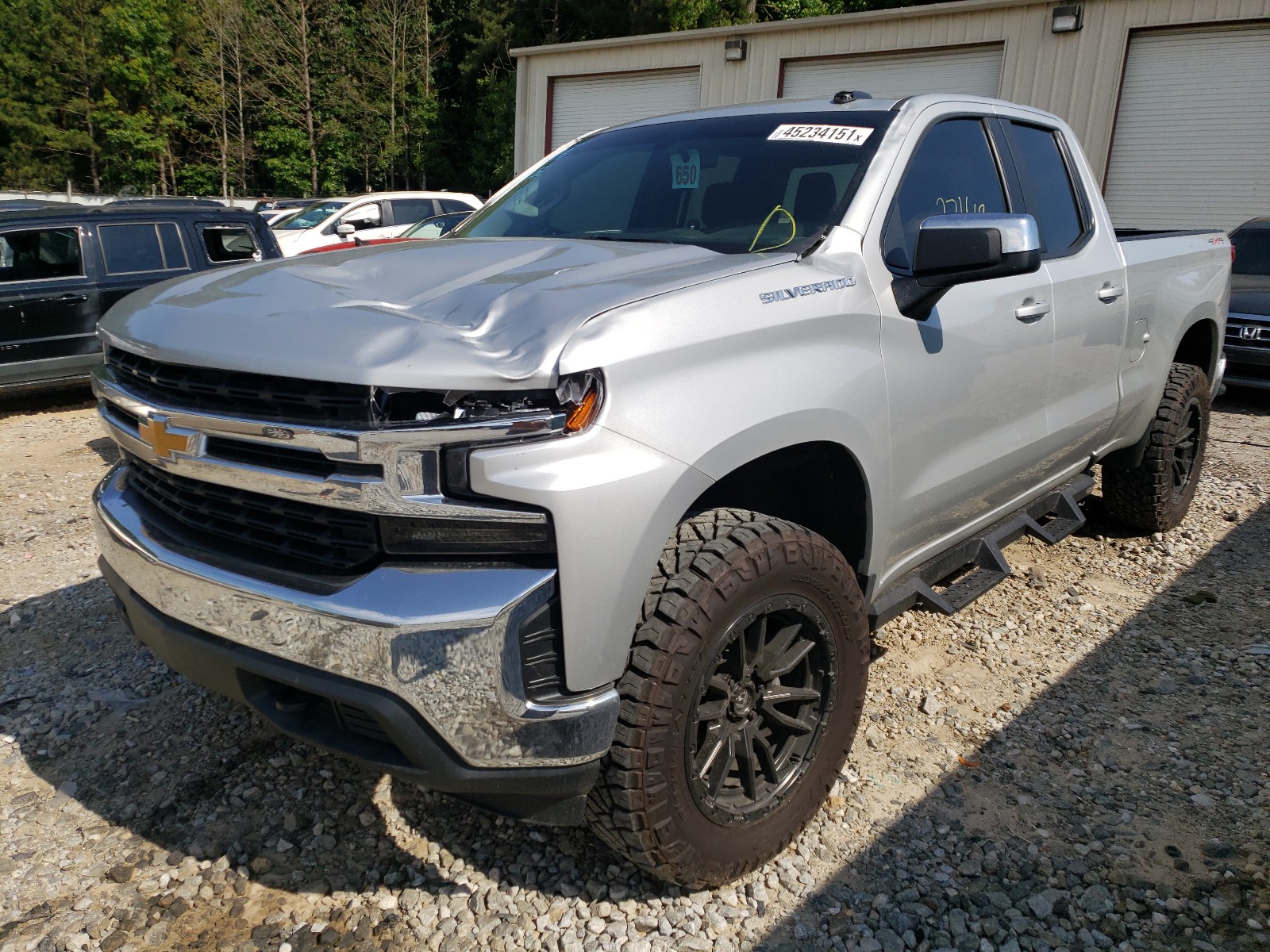 Photo 2 from auction – 2020 CHEVROLET SILVERADO with VIN 1GCRYDED3LZ155869