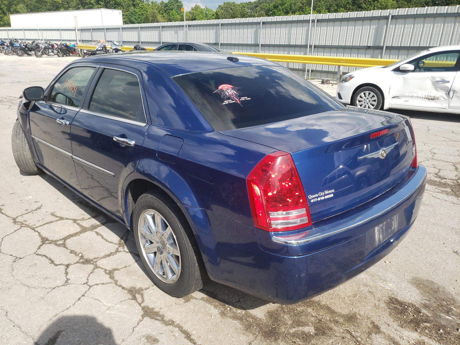 Photo 3 from auction – 2009 CHRYSLER 300C with VIN 2C3KA63T69H601232