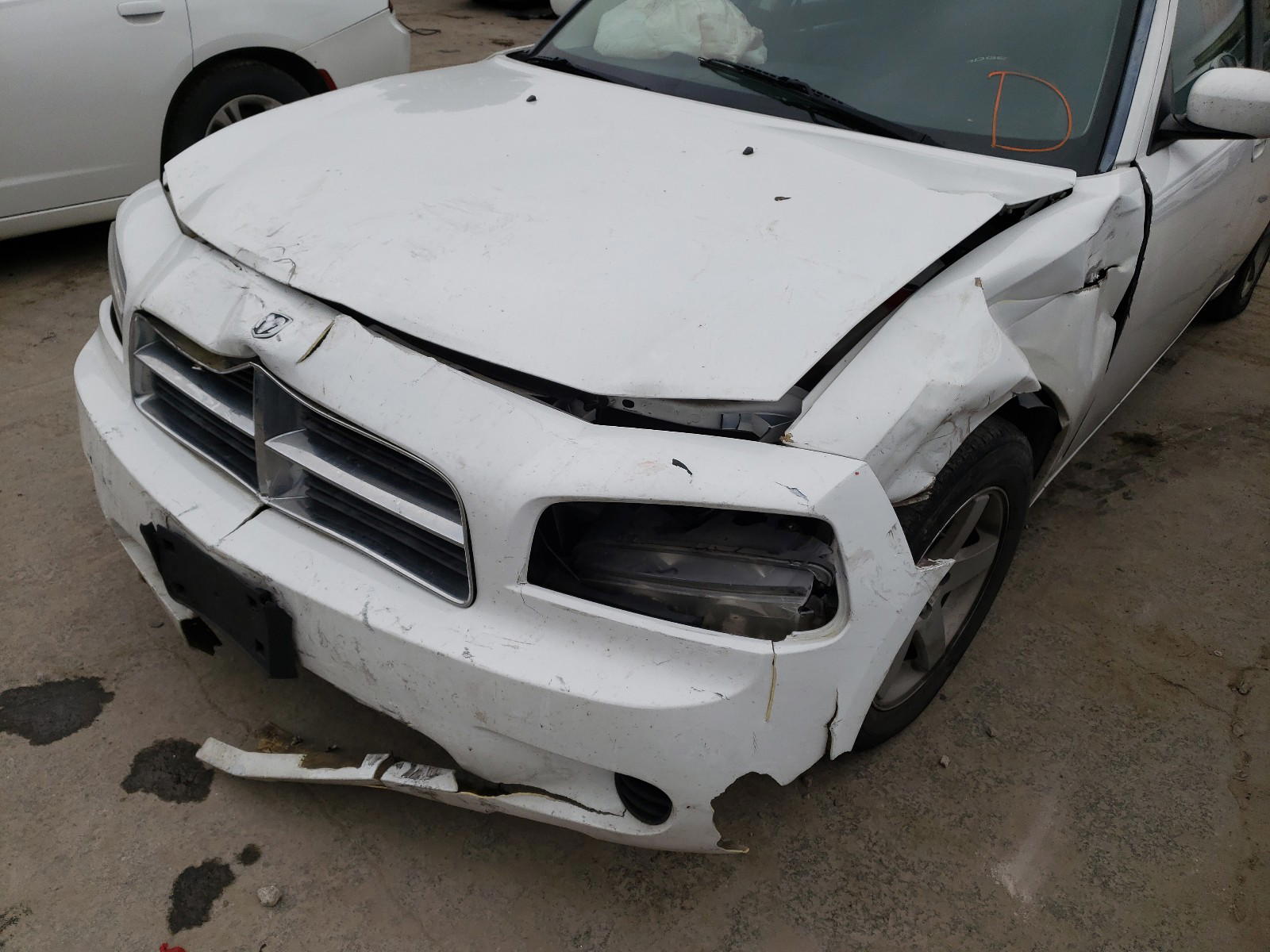 Photo 9 from auction – 2010 DODGE CHARGER with VIN 2B3CA4CD4AH281363