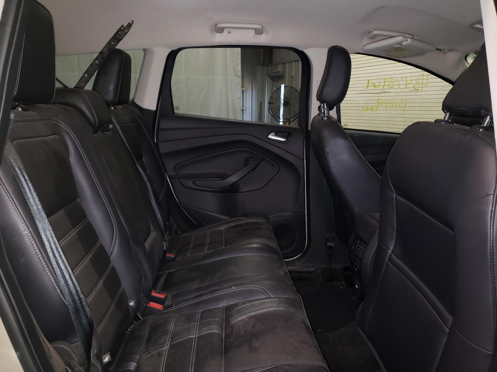 Photo 6 from auction – 2018 FORD ESCAPE SEL with VIN 1FMCU9HD4JUC56483