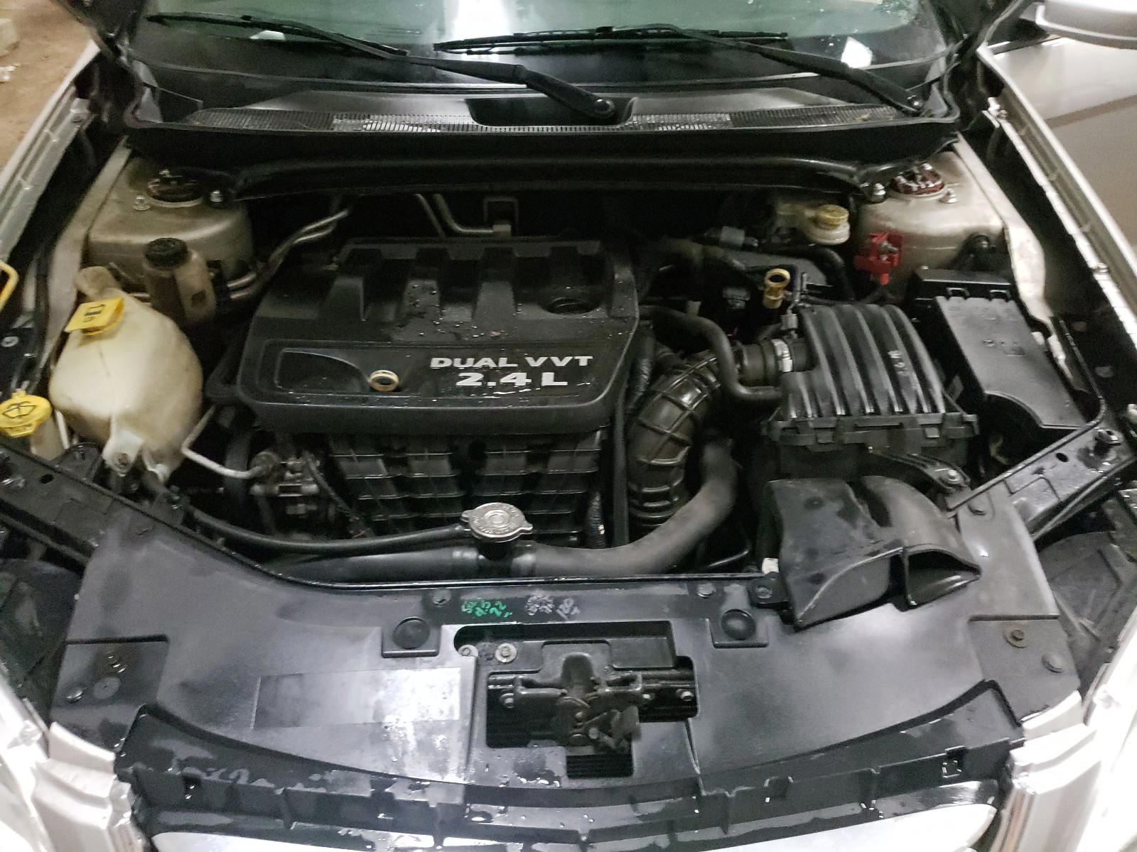 Photo 7 from auction – 2012 CHRYSLER 200 LX with VIN 1C3CCBAB7CN100818