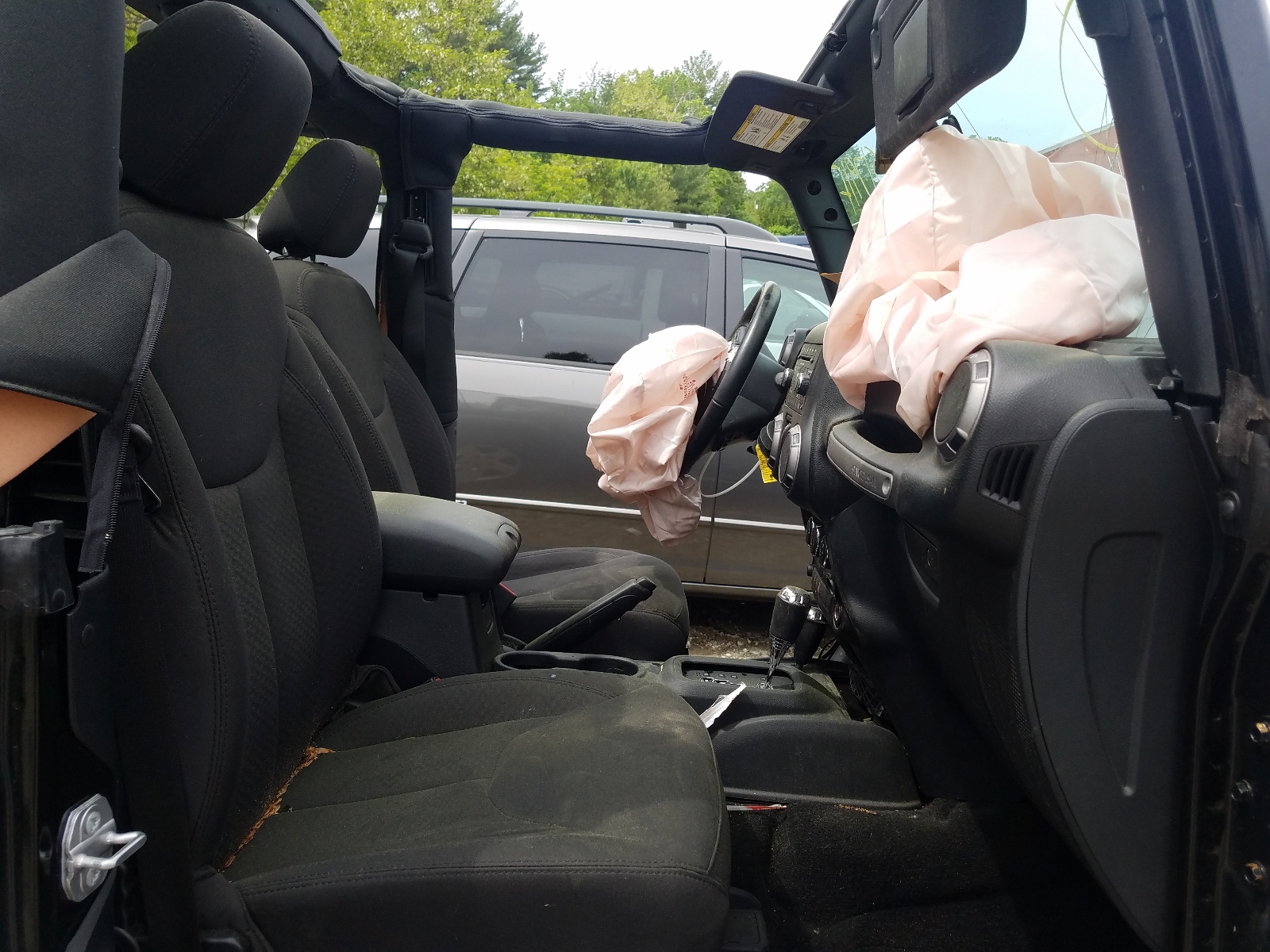 Photo 5 from auction – 2016 JEEP WRANGLER S with VIN 1C4AJWAGXGL258521