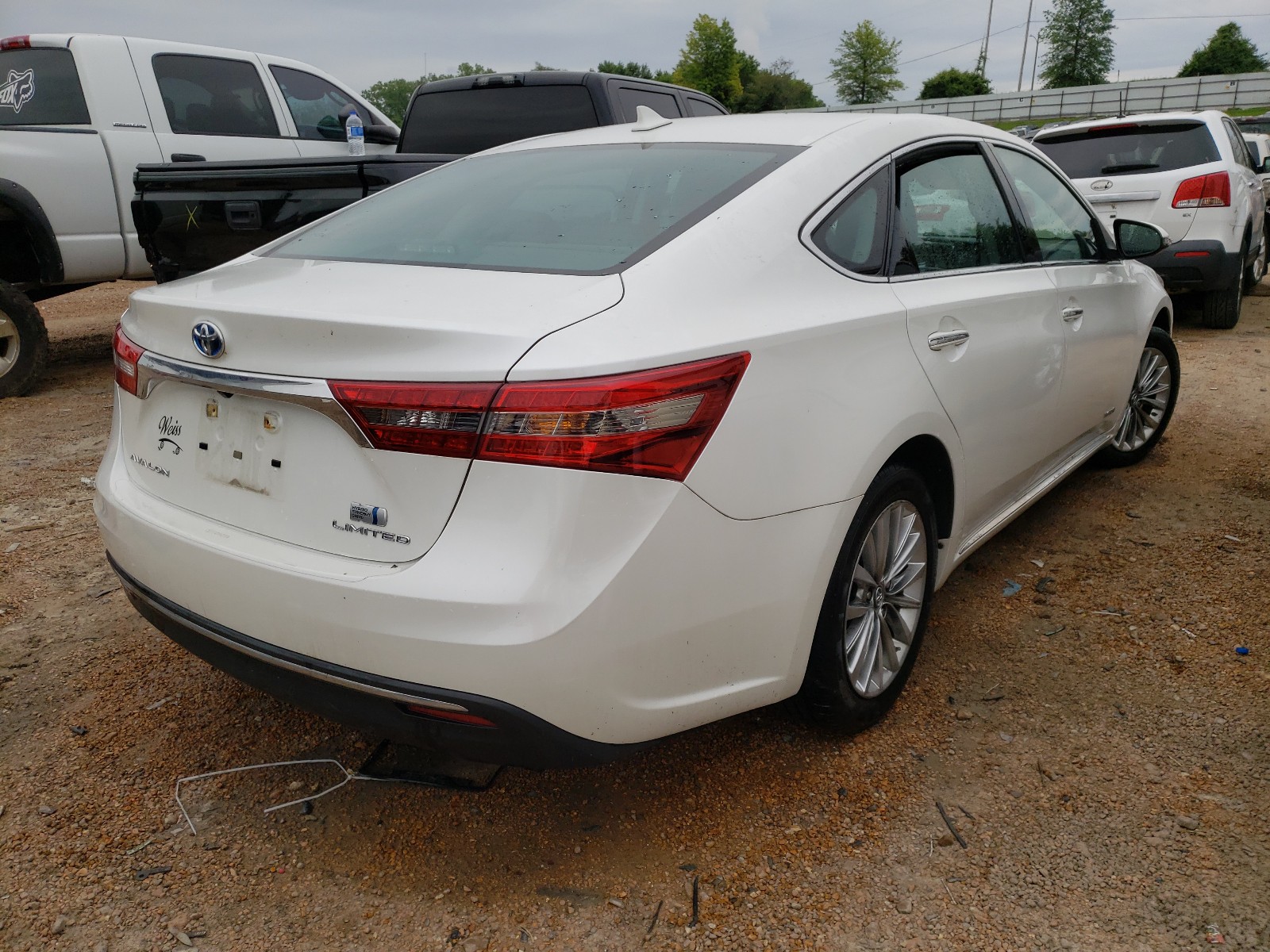 Photo 4 from auction – 2016 TOYOTA AVALON HYB with VIN 4T1BD1EB7GU053919