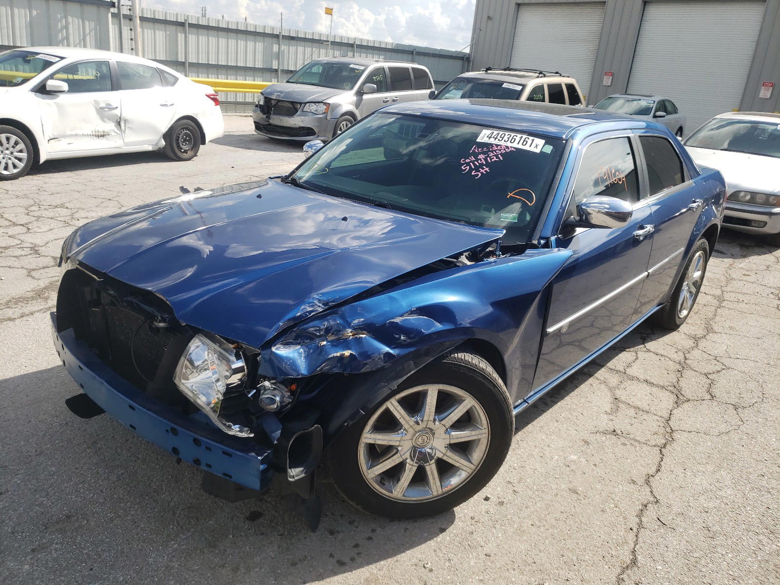 Photo 2 from auction – 2009 CHRYSLER 300C with VIN 2C3KA63T69H601232