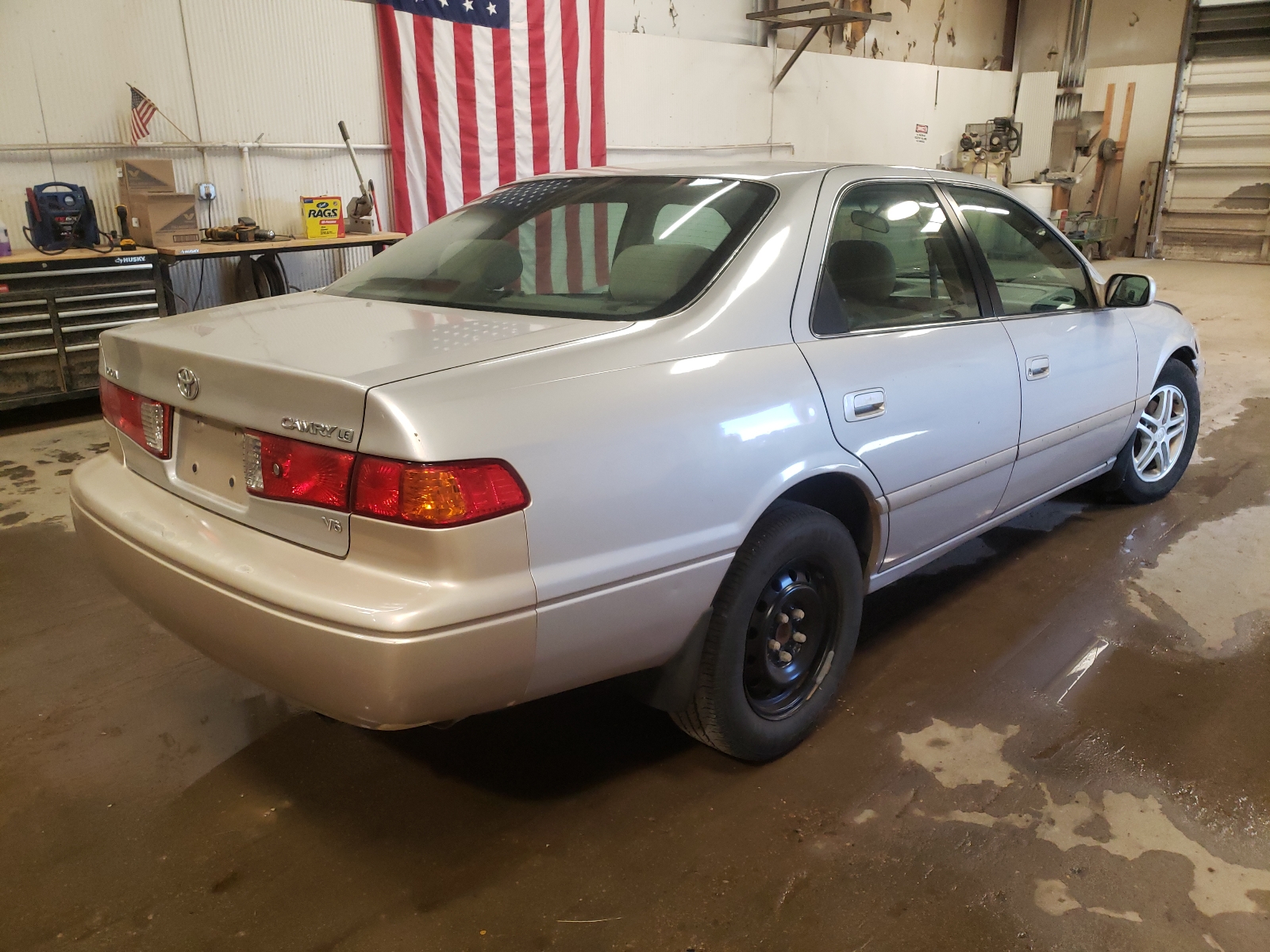 Photo 4 from auction – 2000 TOYOTA CAMRY LE with VIN 4T1BF22K3YU103429