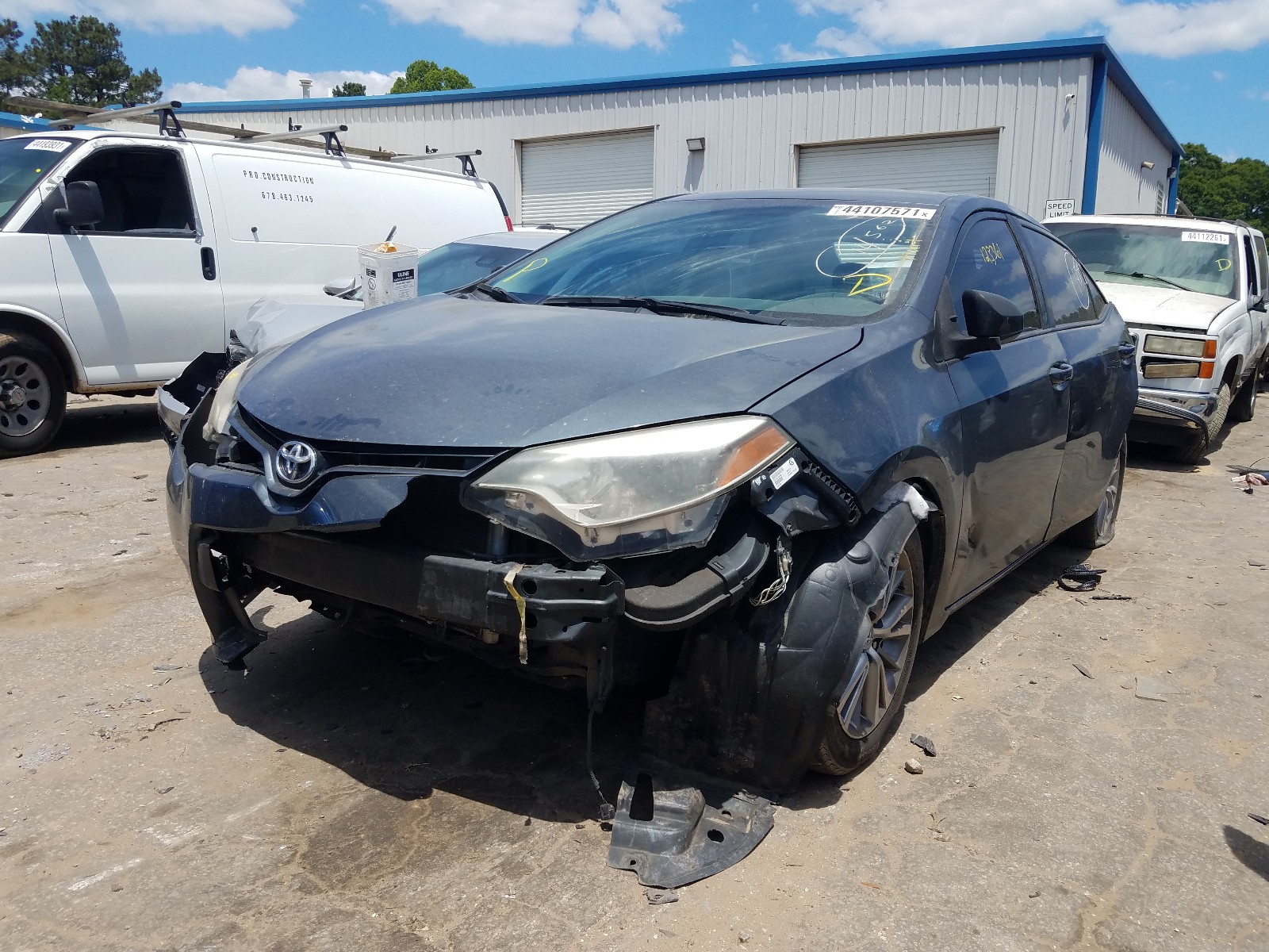Photo 2 from auction – 2015 TOYOTA COROLLA L with VIN 5YFBURHE4FP357648
